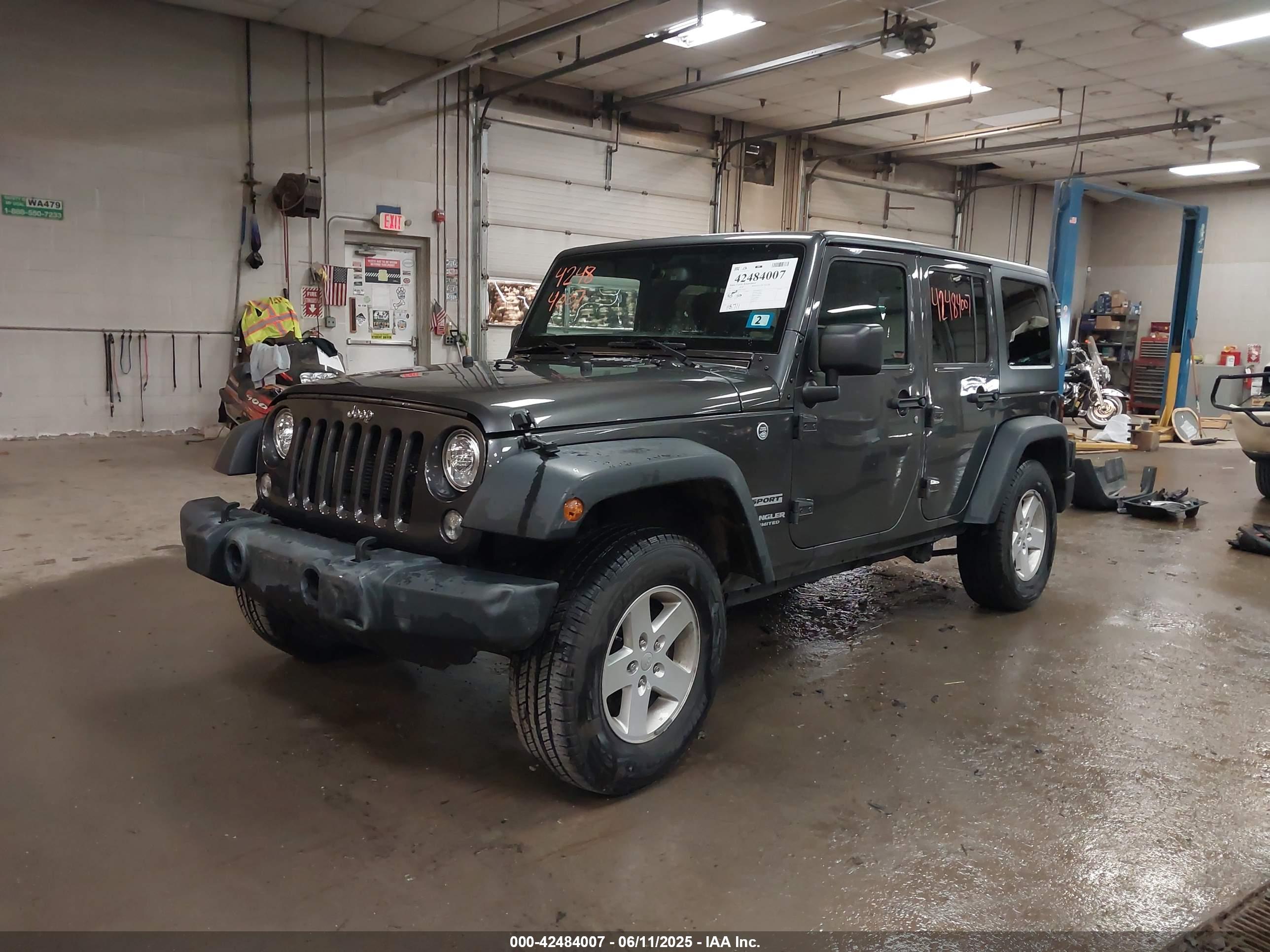JEEP WRANGLER image 2