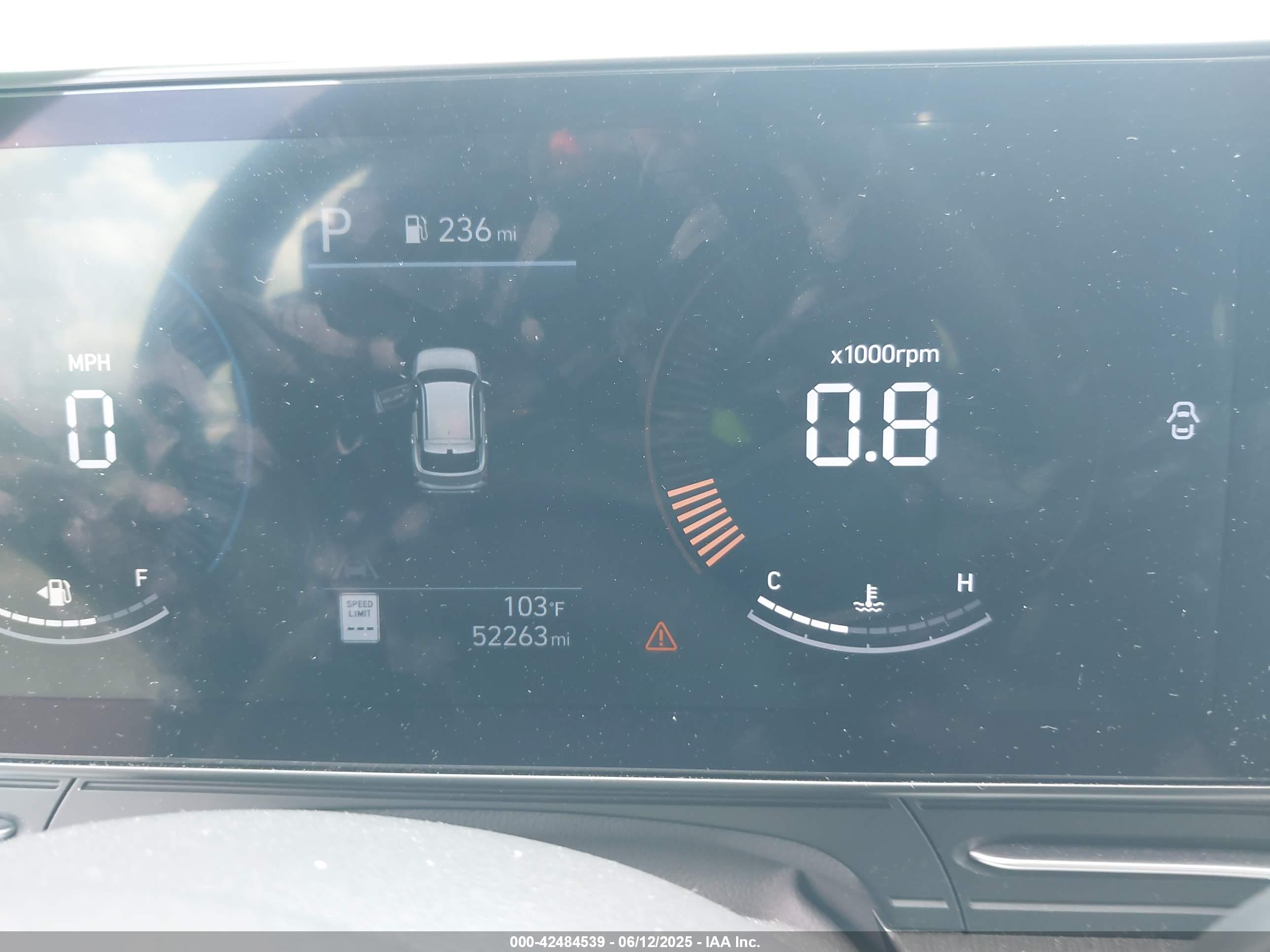 HYUNDAI KONA image 7
