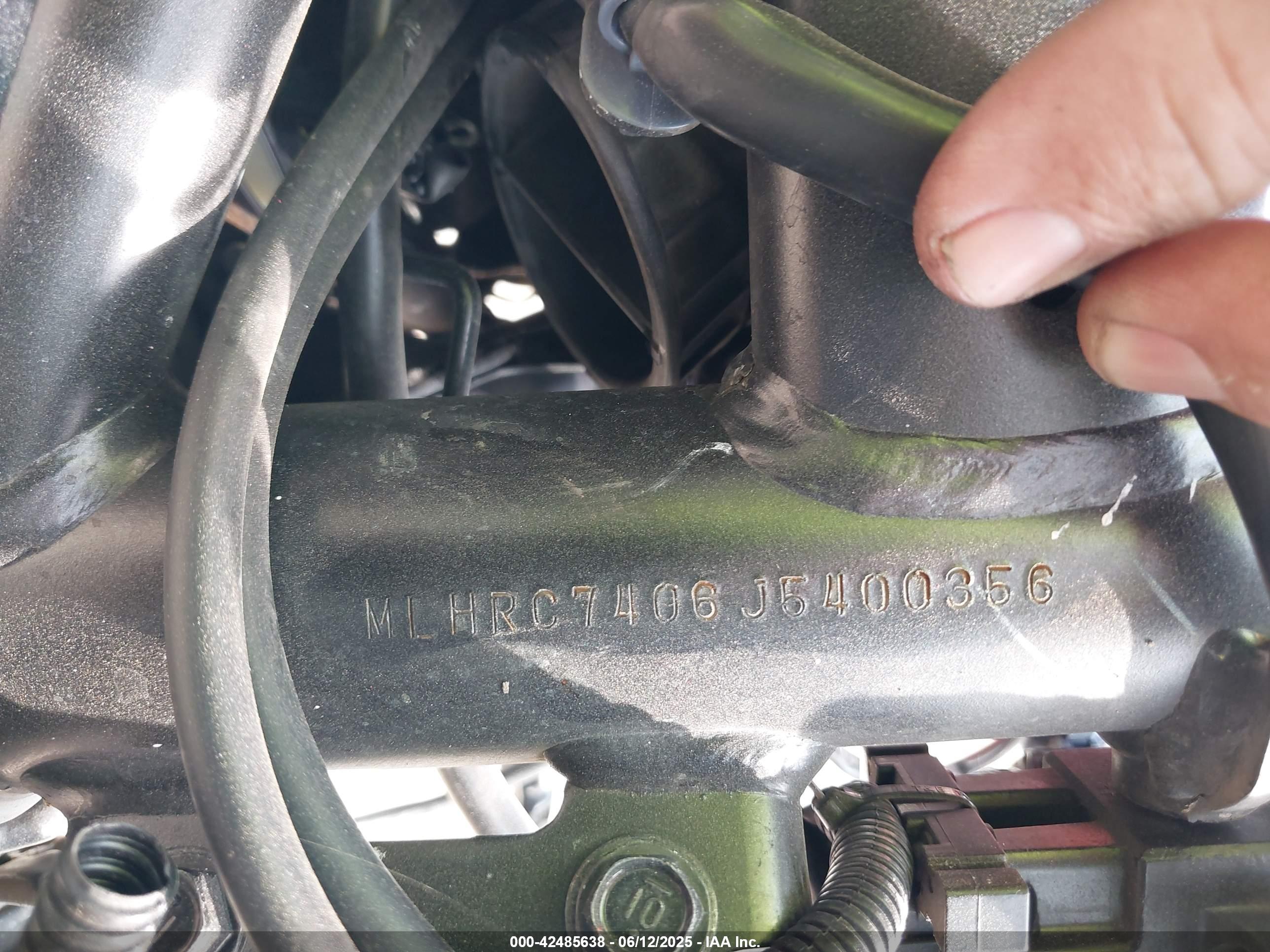 HONDA CBR650 image 10
