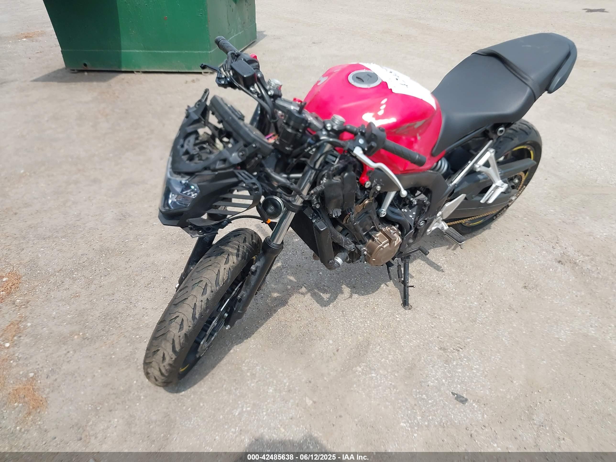 HONDA CBR650 image 2