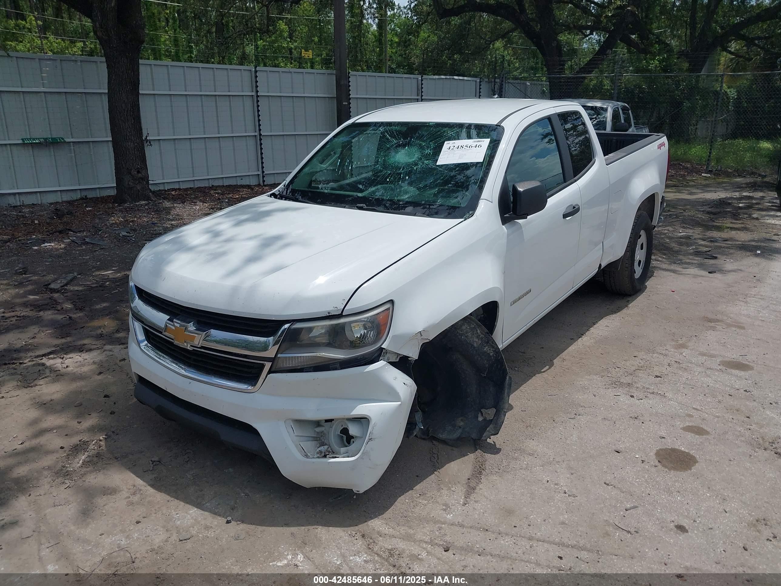 CHEVROLET COLORADO image 6