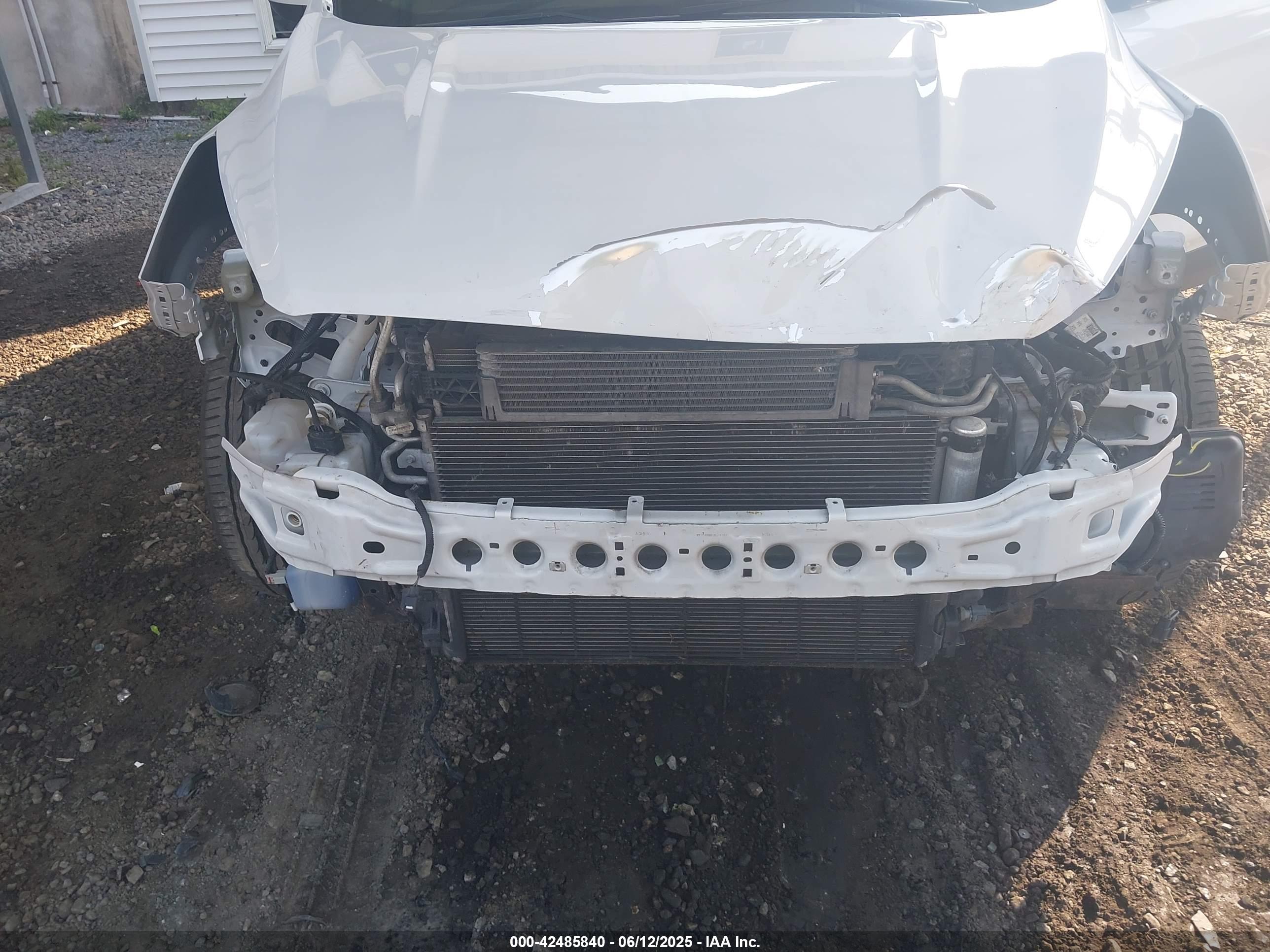 FORD ESCAPE image 6