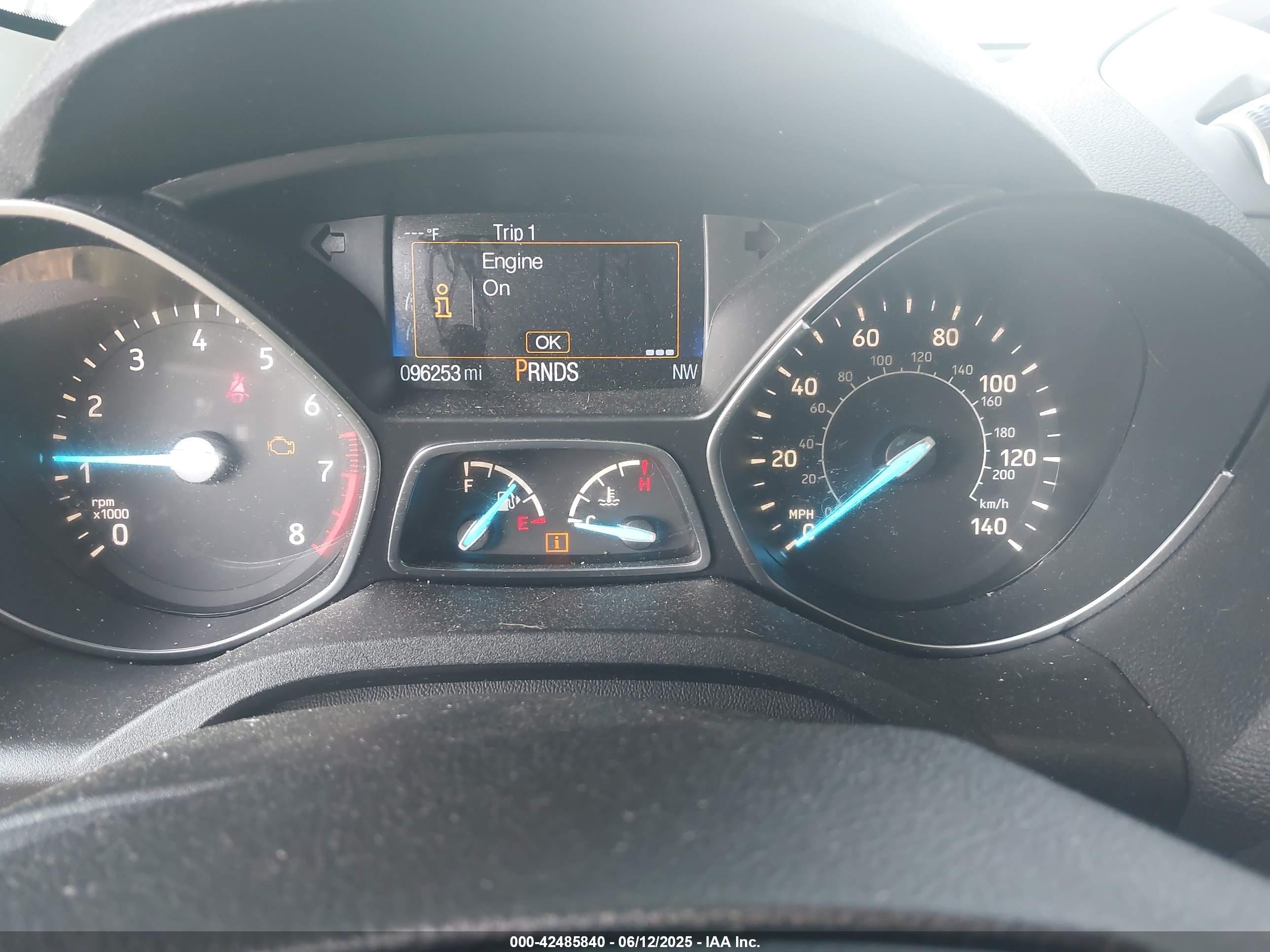 FORD ESCAPE image 7