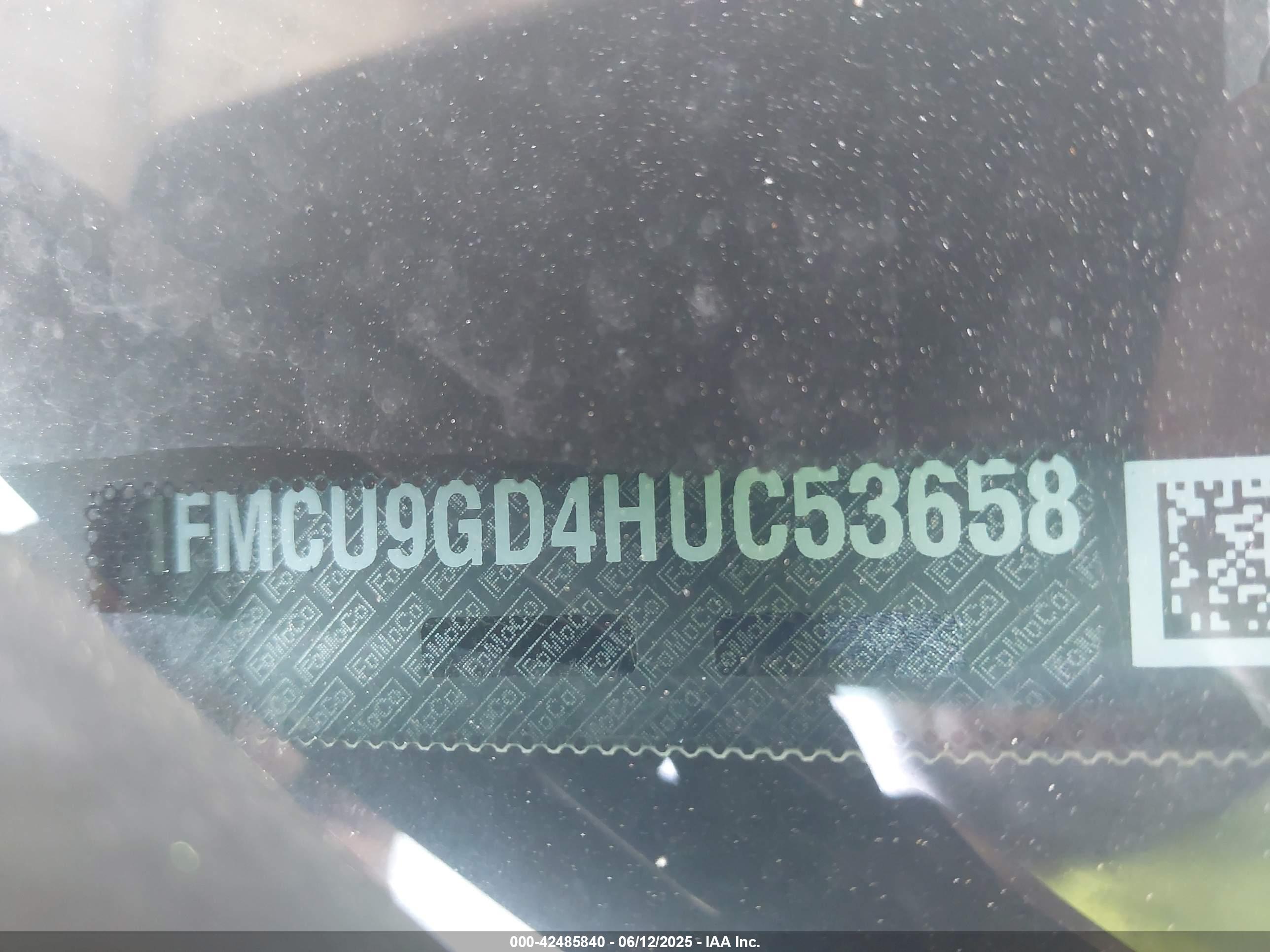 FORD ESCAPE image 9