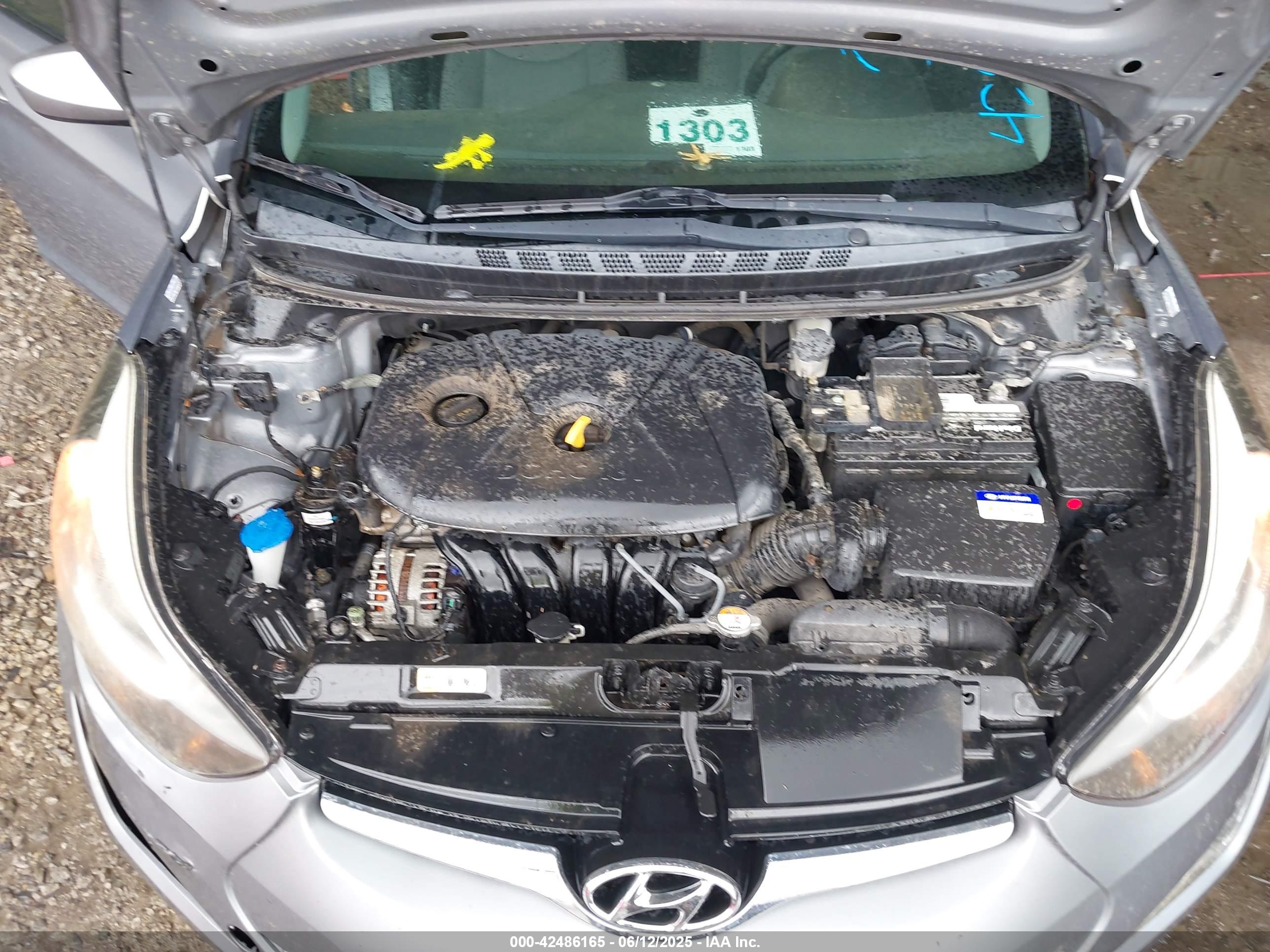 HYUNDAI ELANTRA image 10