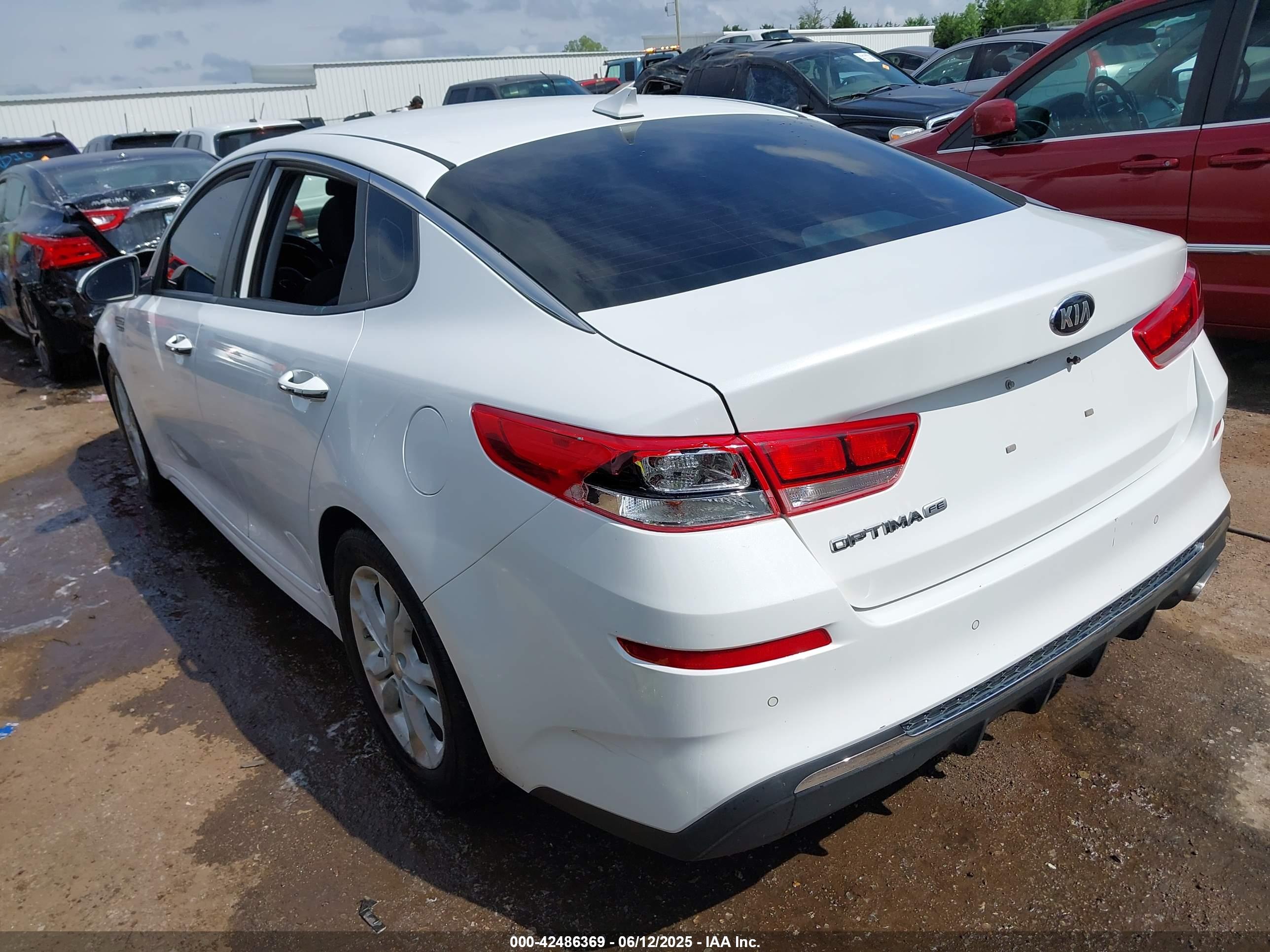 KIA OPTIMA image 3