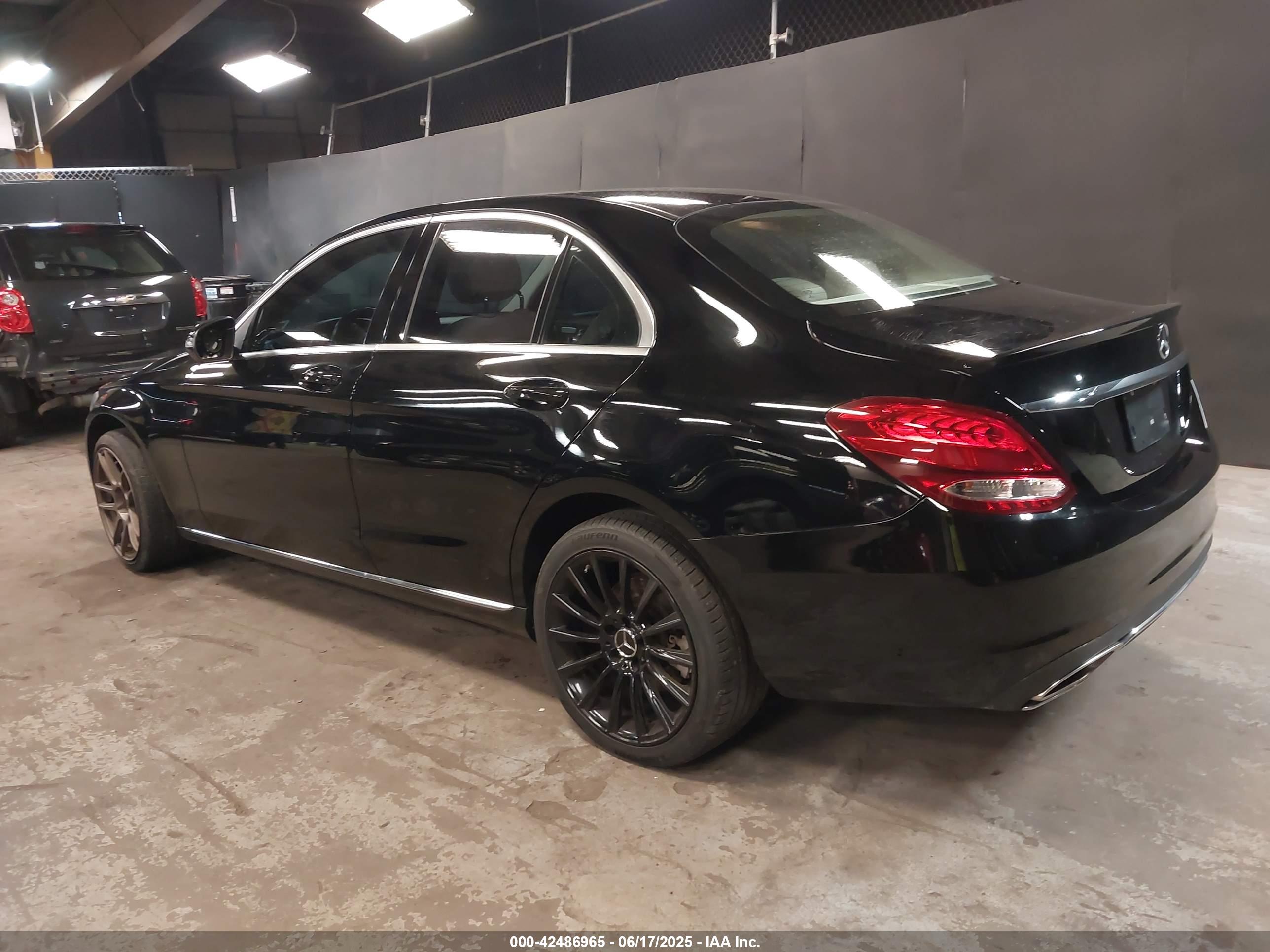 MERCEDES-BENZ C image 3