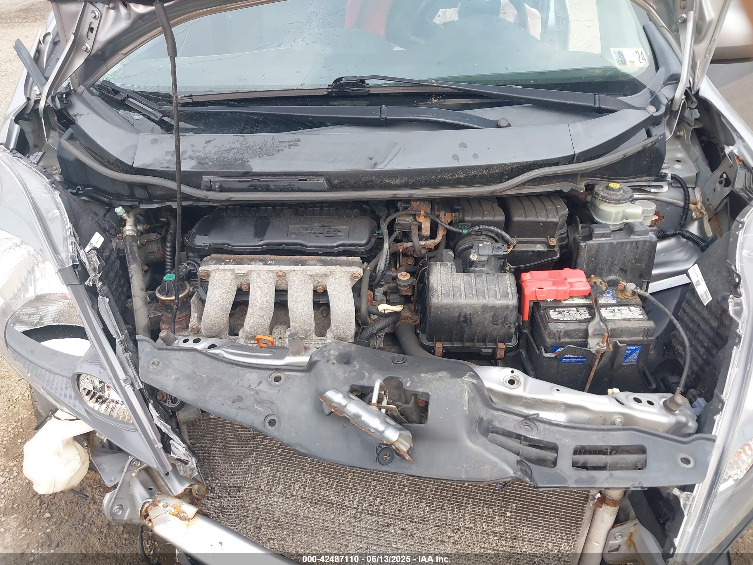 HONDA FIT image 10