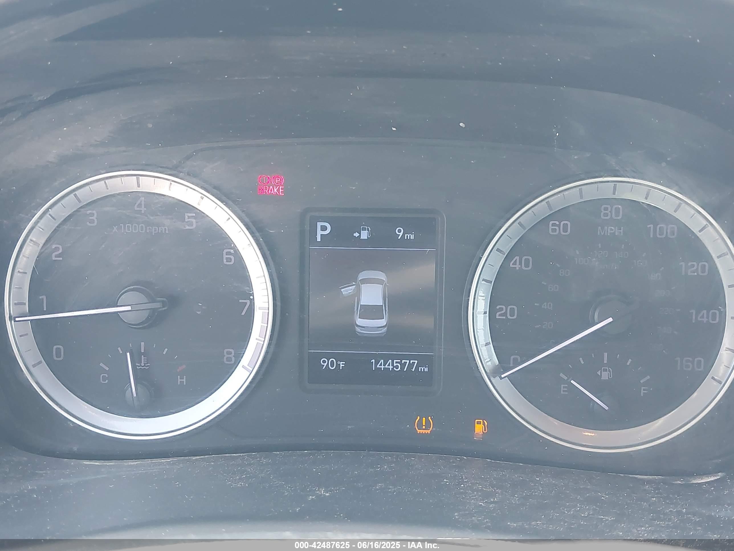 HYUNDAI SONATA image 7
