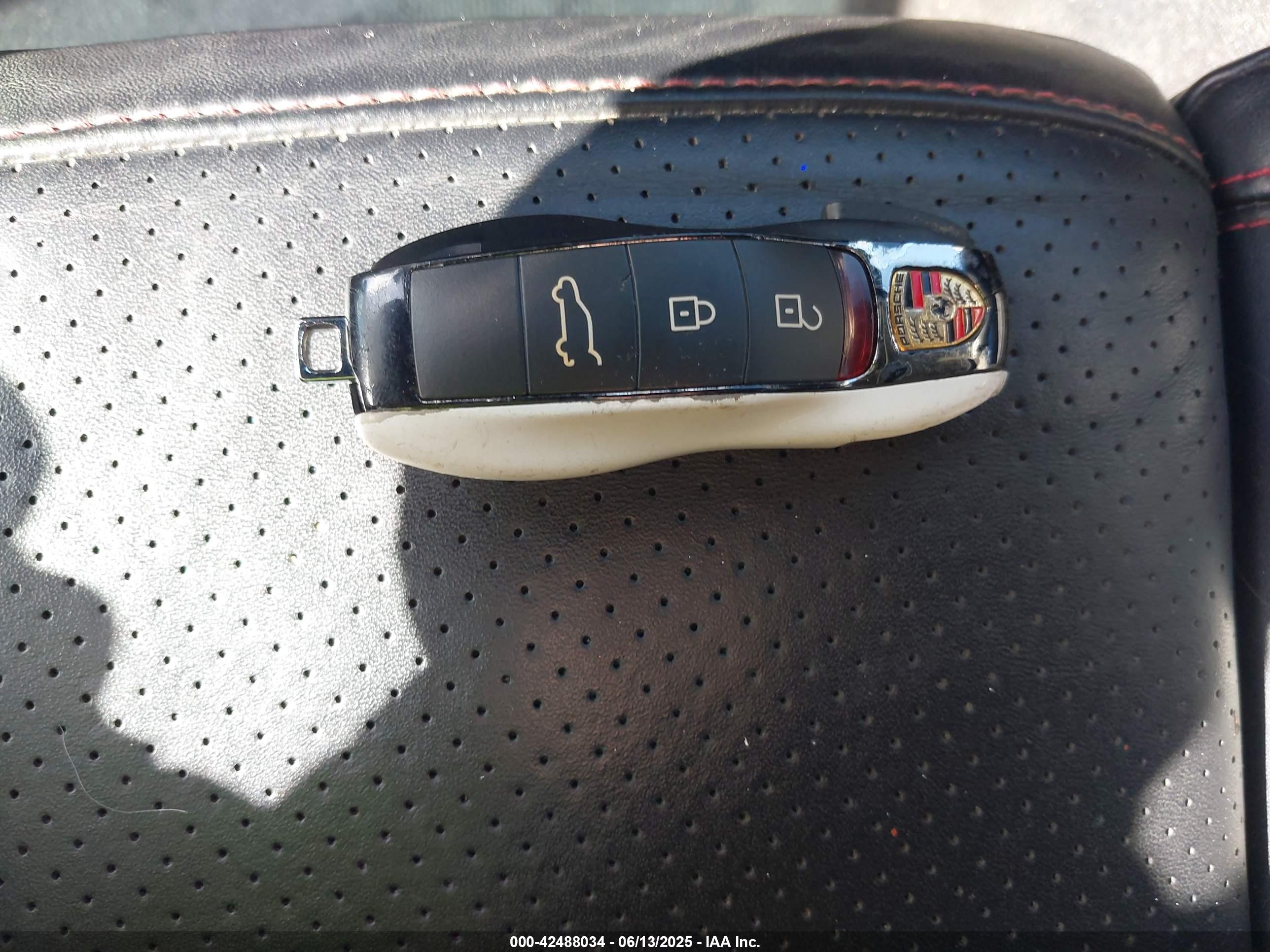 PORSCHE CAYENNE image 11