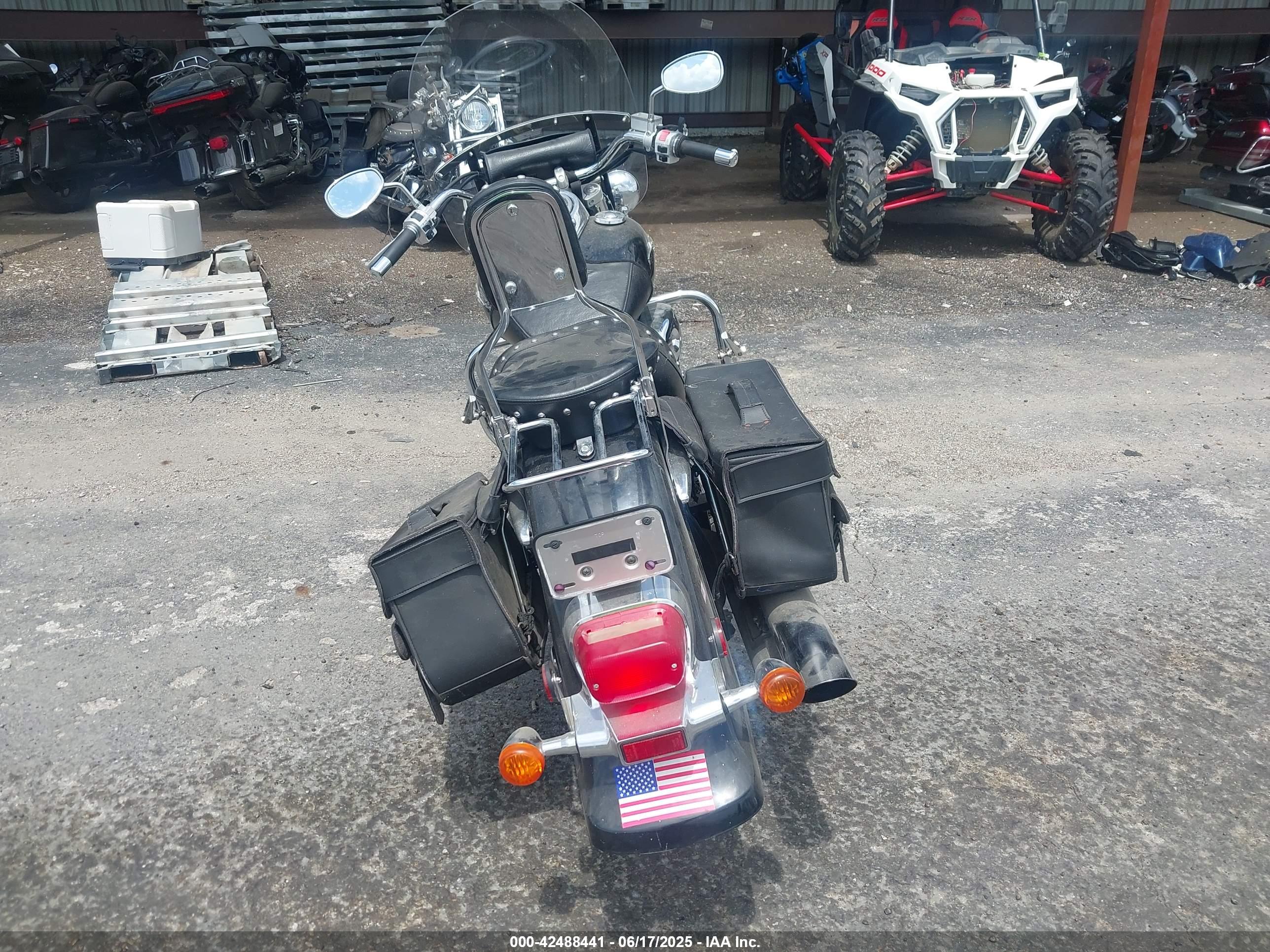 SUZUKI C50 image 6