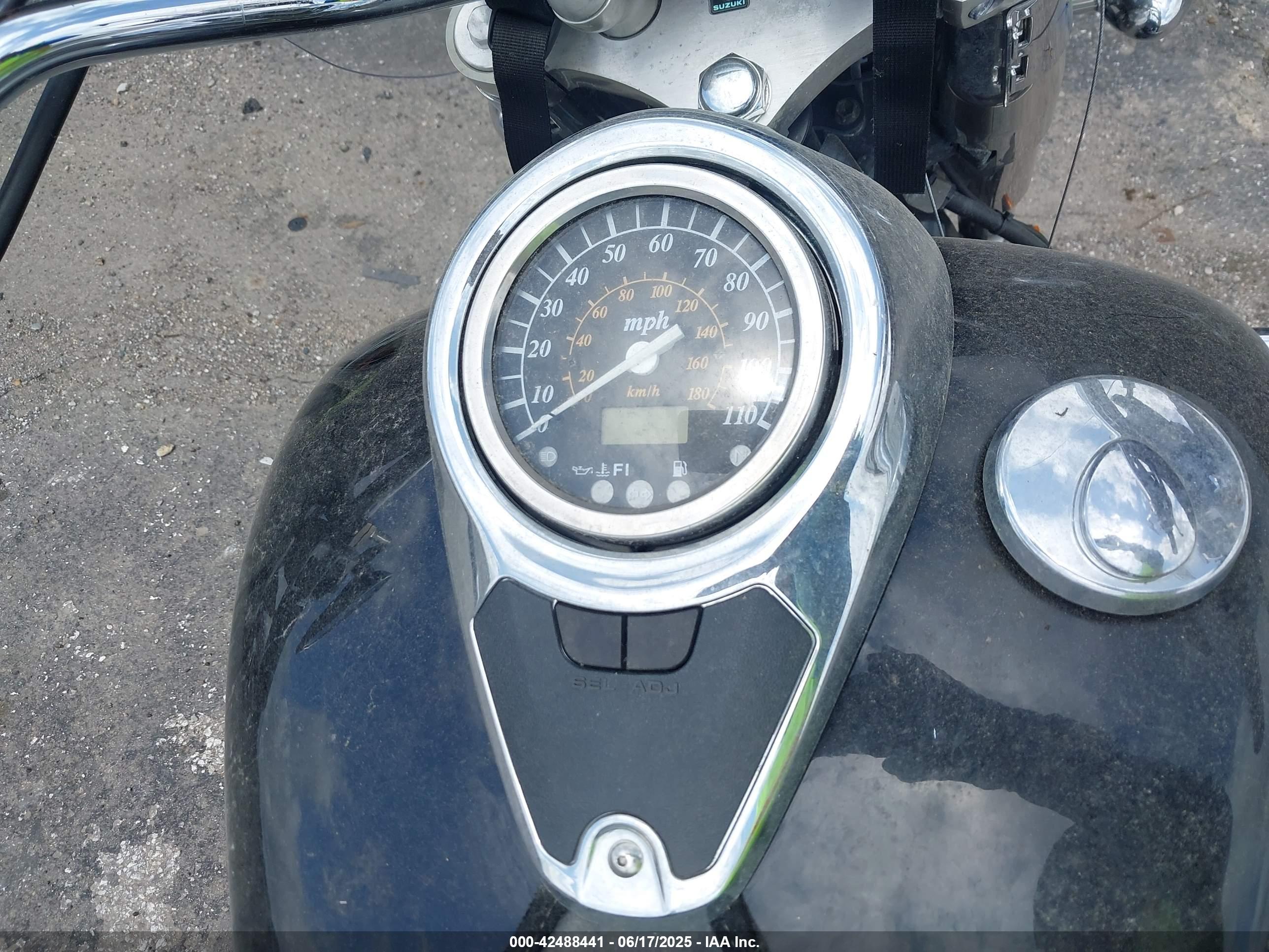 SUZUKI C50 image 7