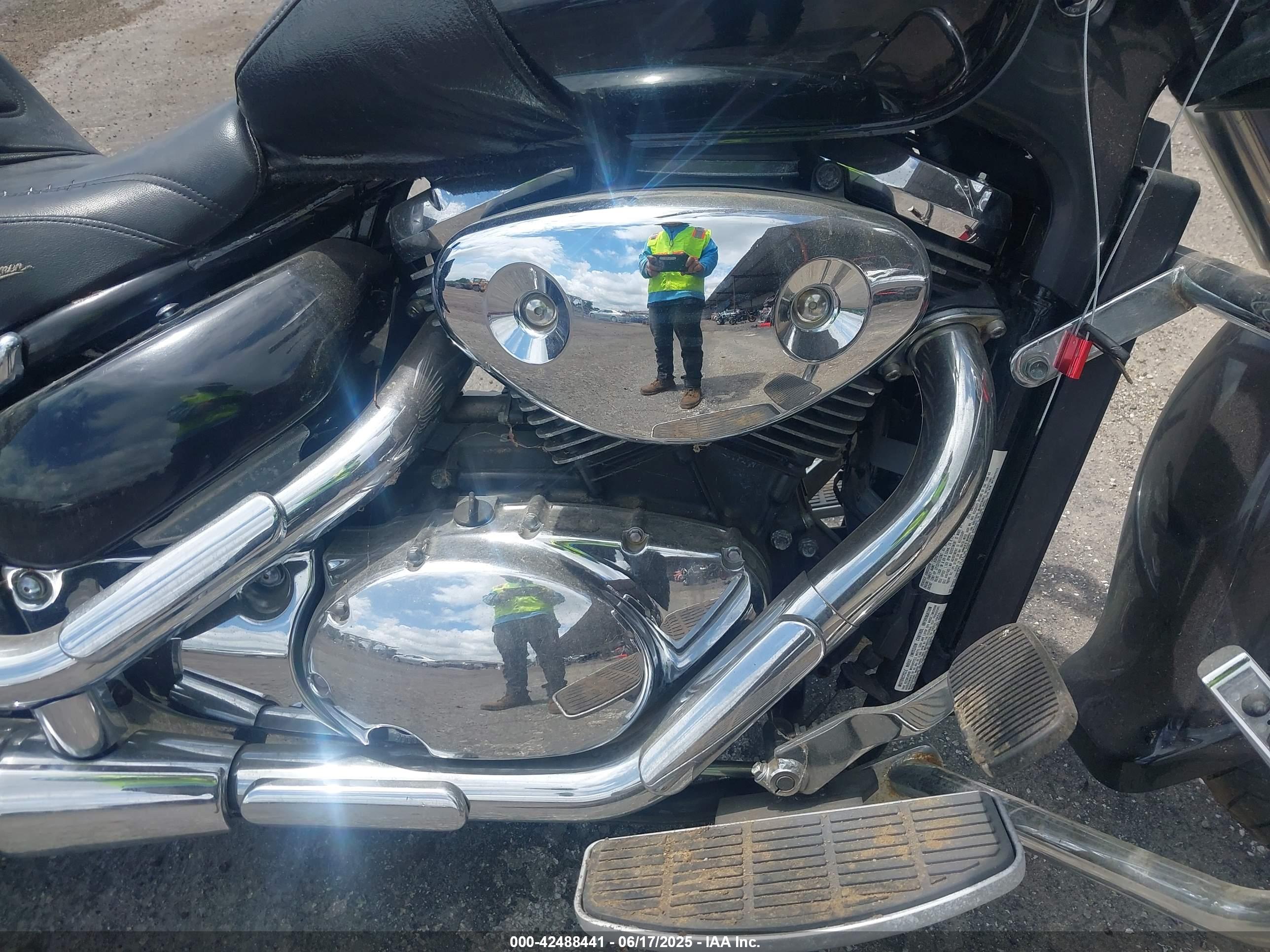 SUZUKI C50 image 8