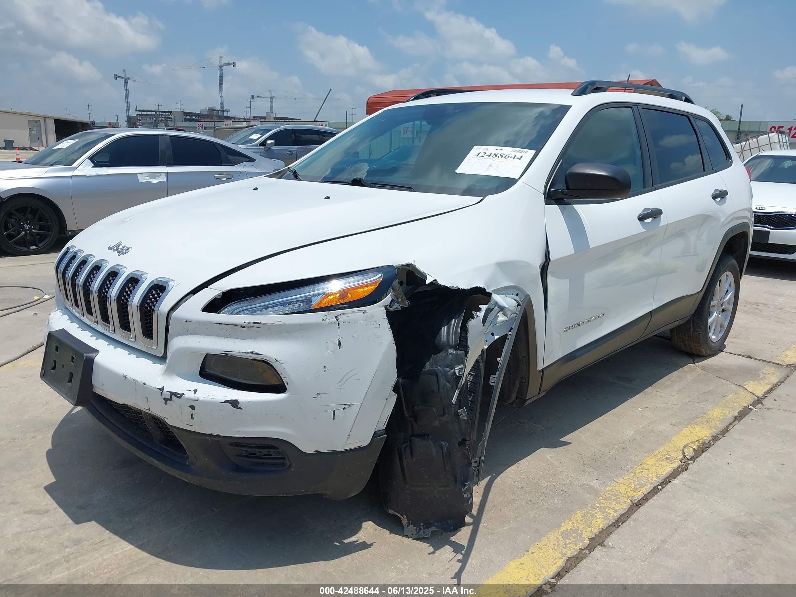 JEEP CHEROKEE image 2