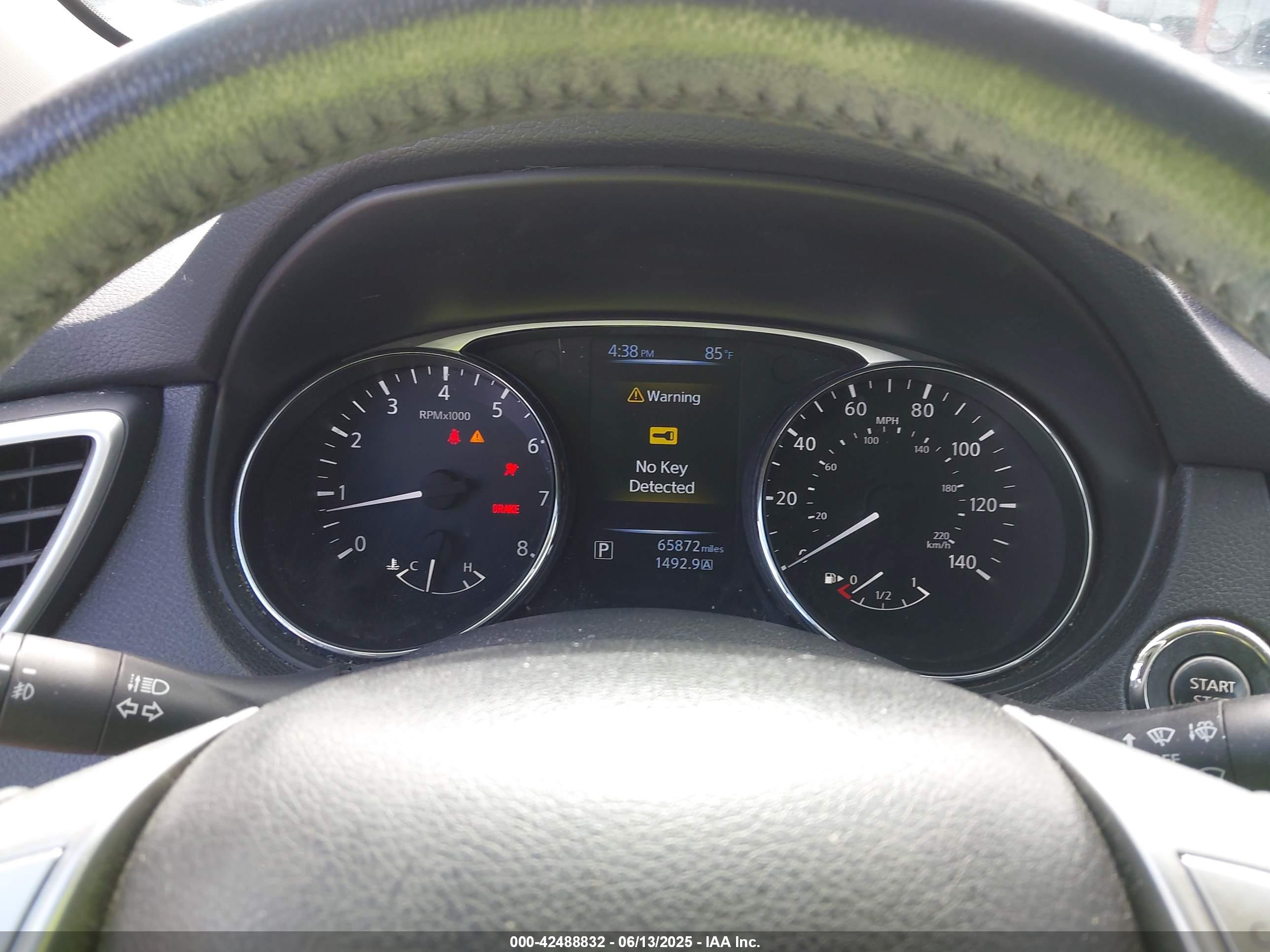 NISSAN ROGUE image 7