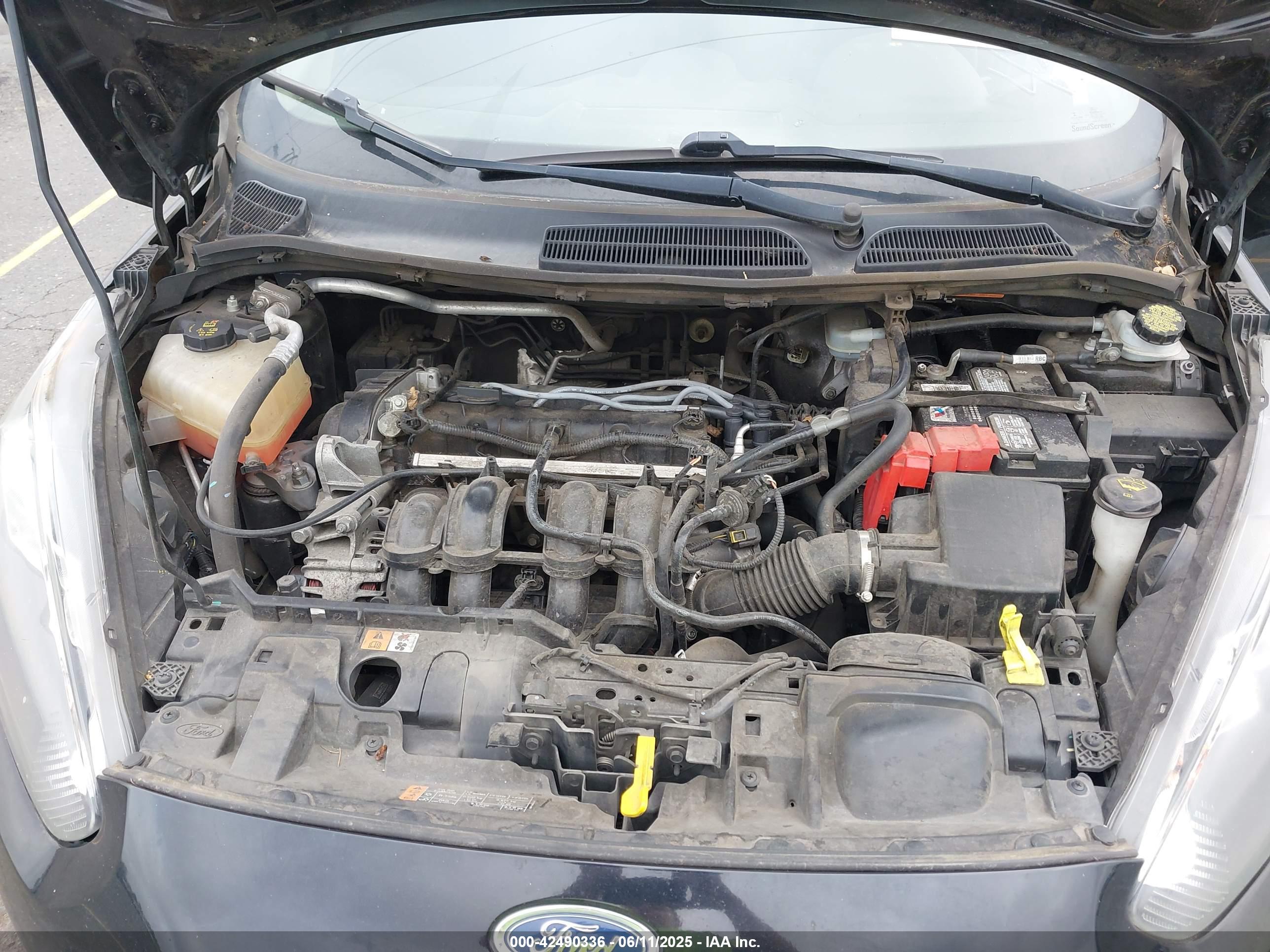 FORD FIESTA image 10