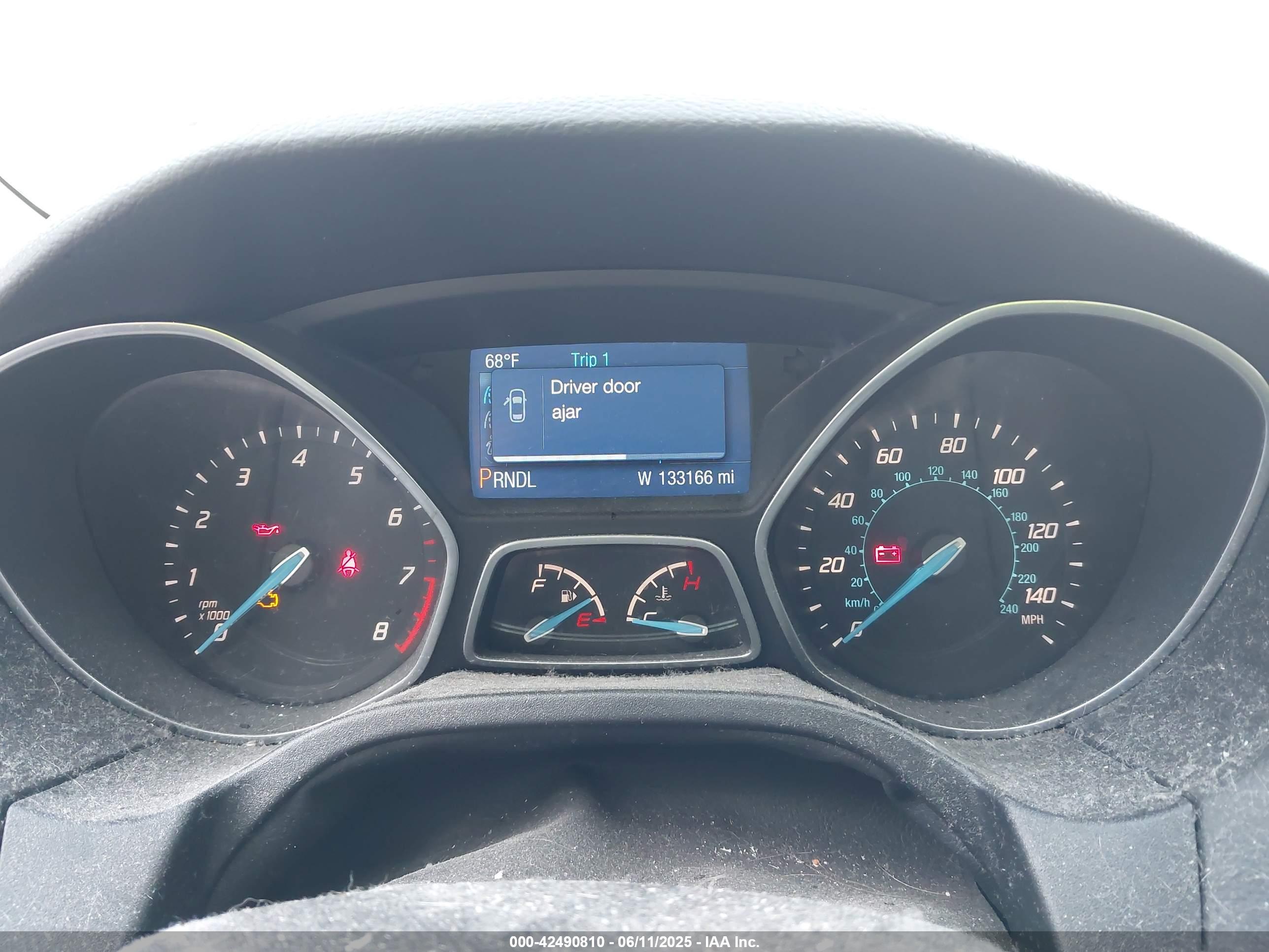 FORD FOCUS image 7