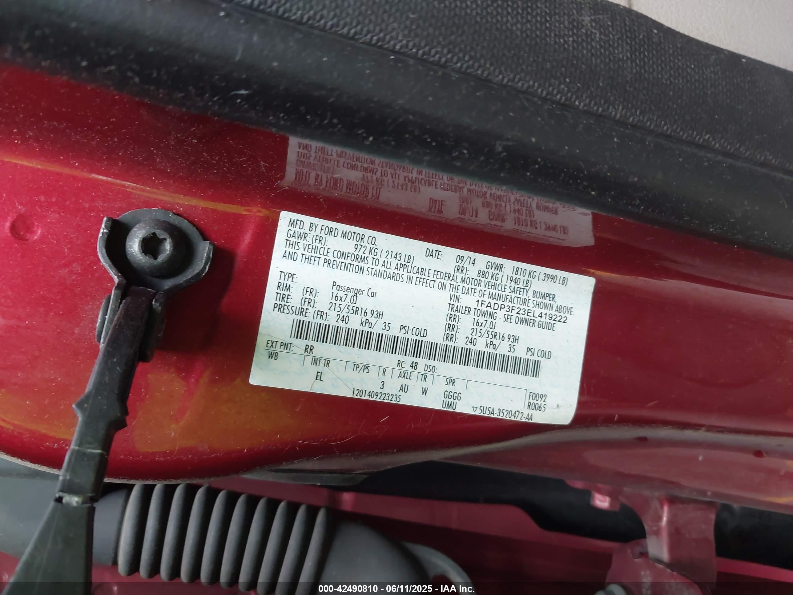 FORD FOCUS image 9