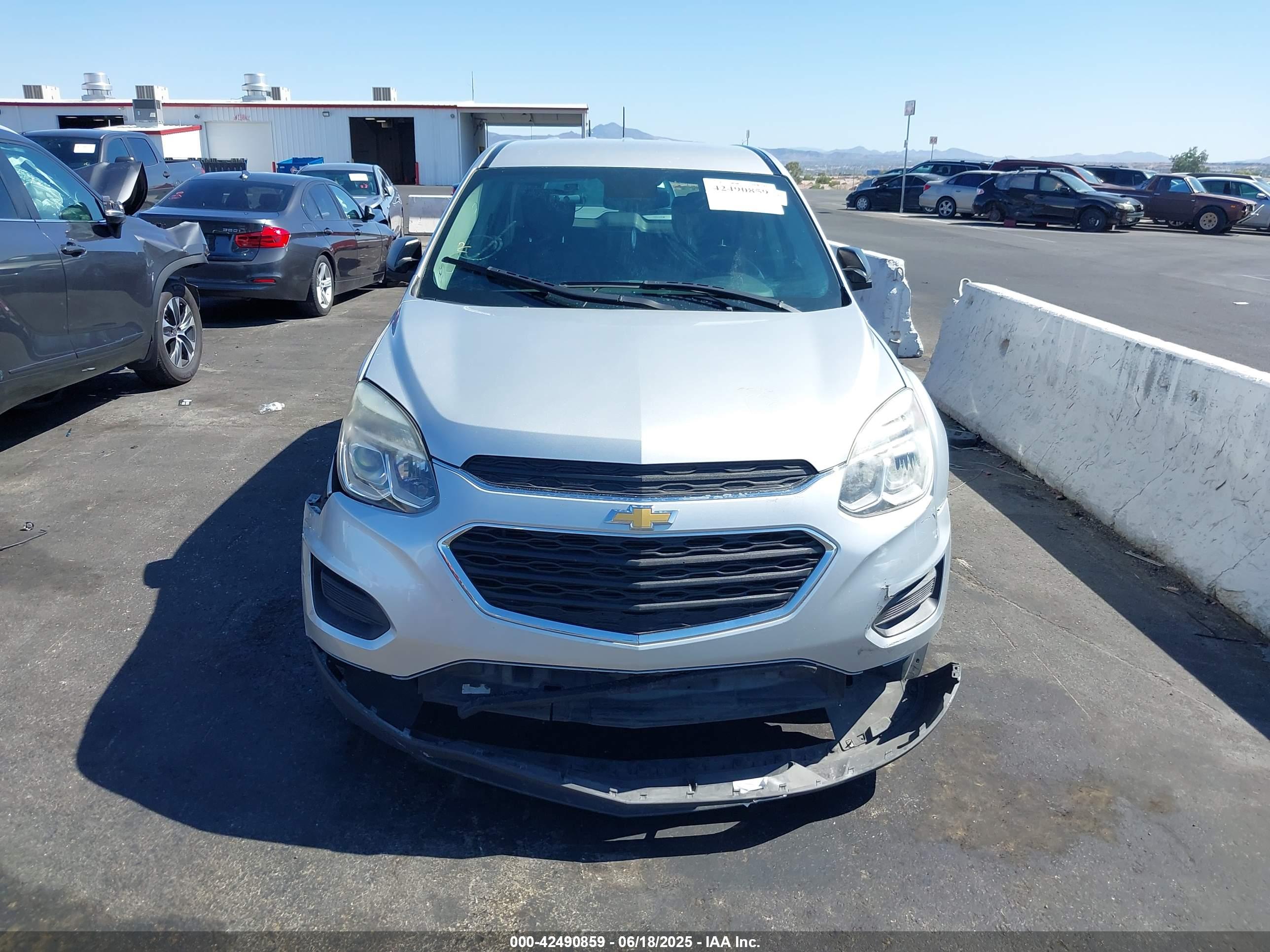 CHEVROLET EQUINOX image 6