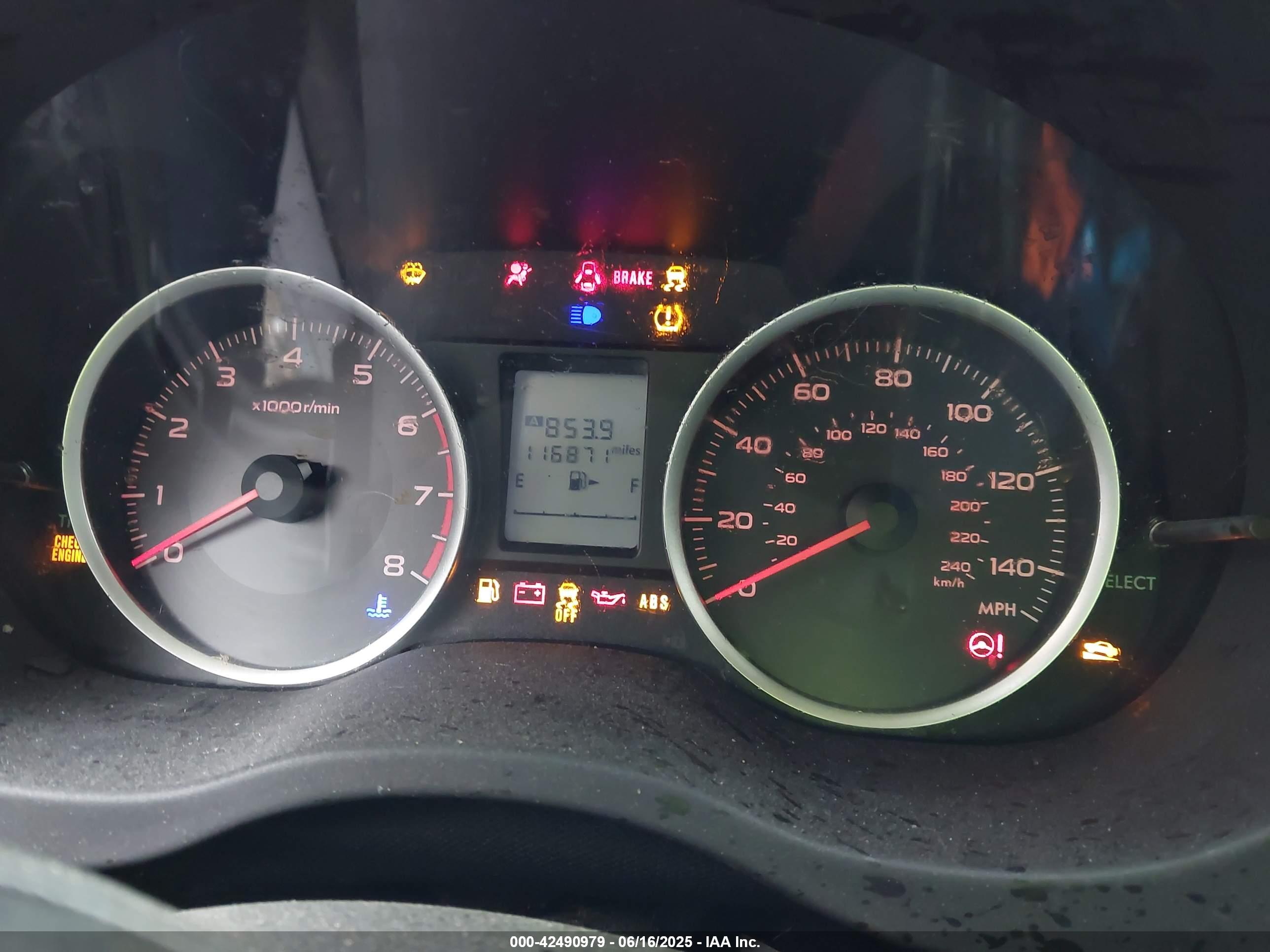 SUBARU FORESTER image 7