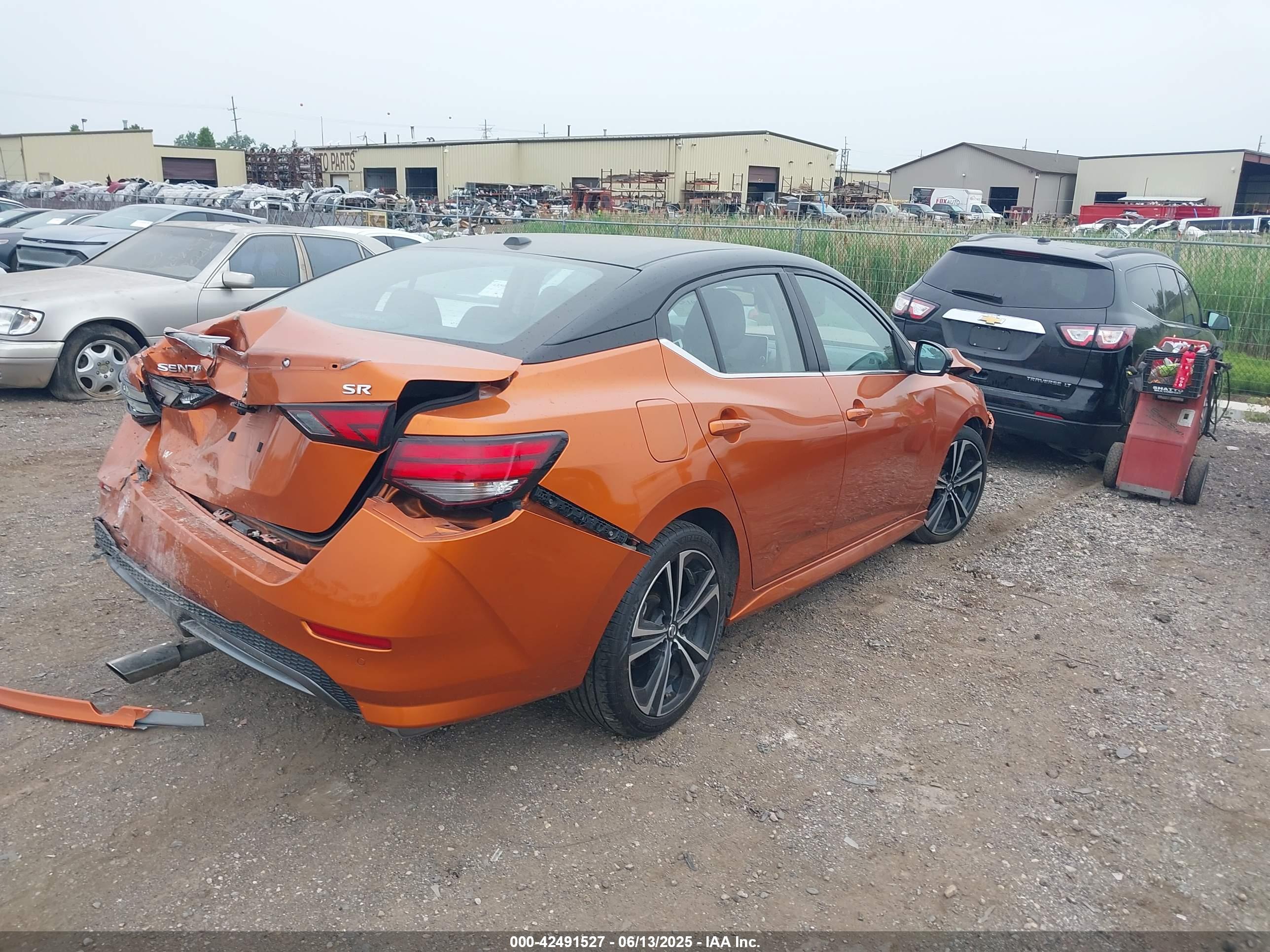 NISSAN SENTRA image 4