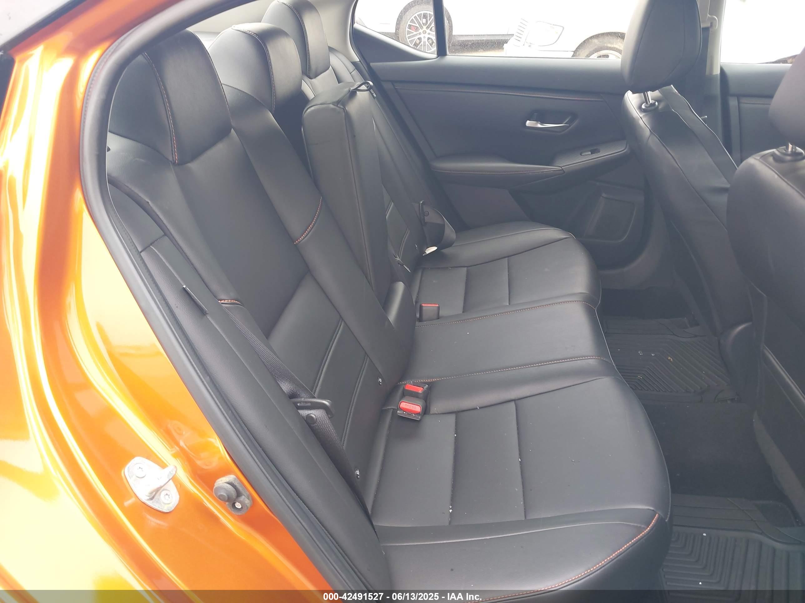 NISSAN SENTRA image 8