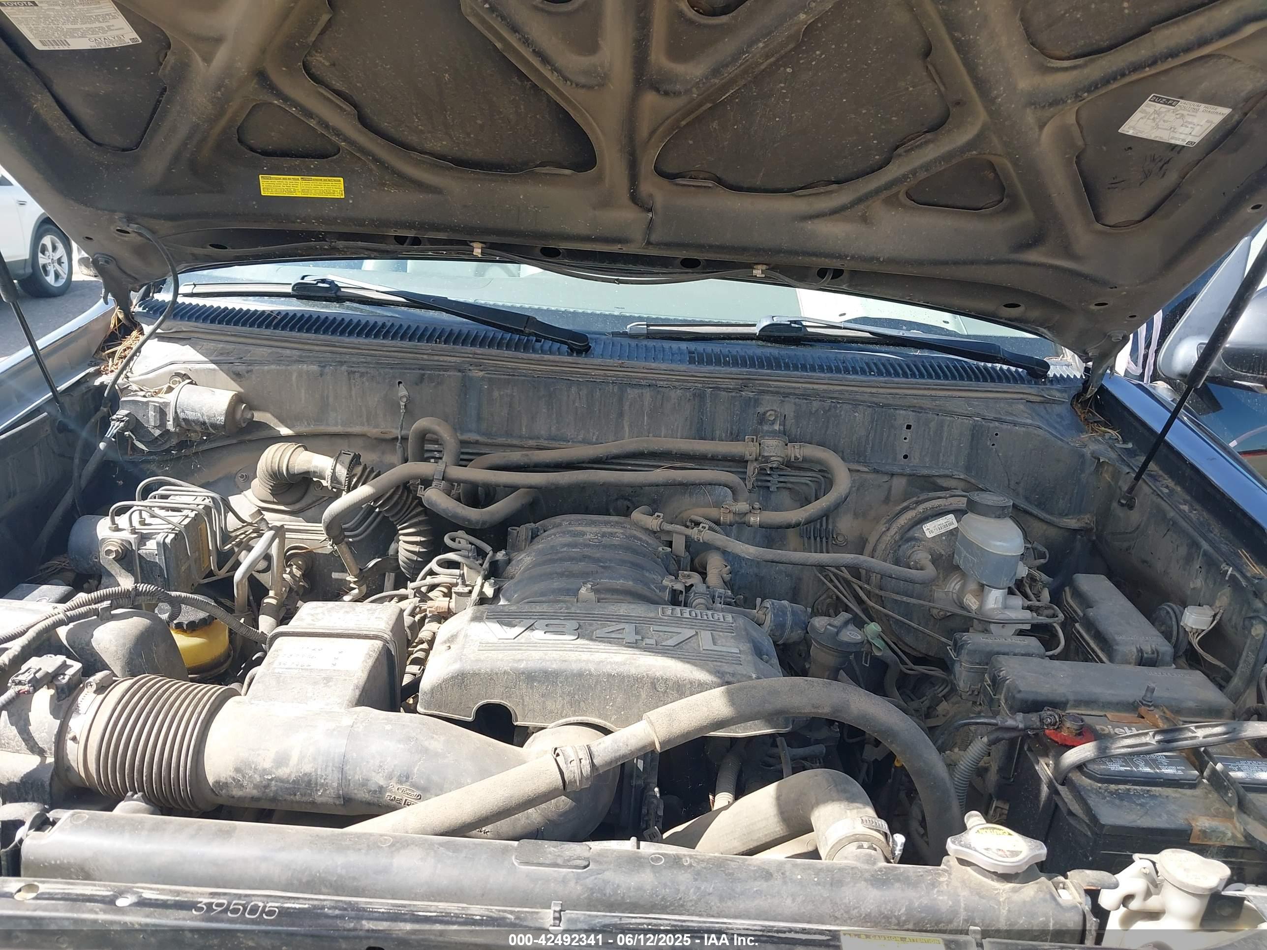 TOYOTA SEQUOIA image 10