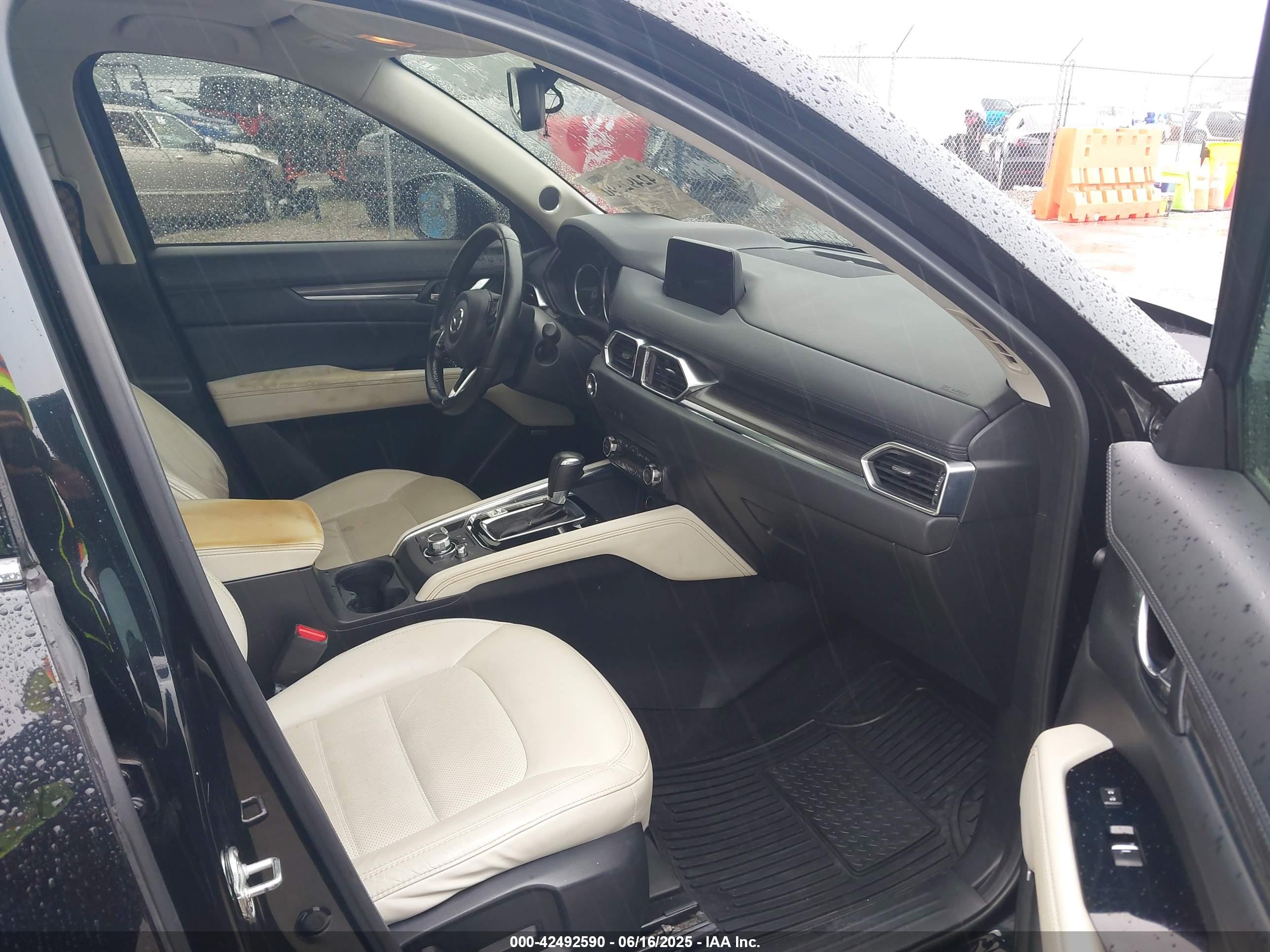 MAZDA CX-5 image 5