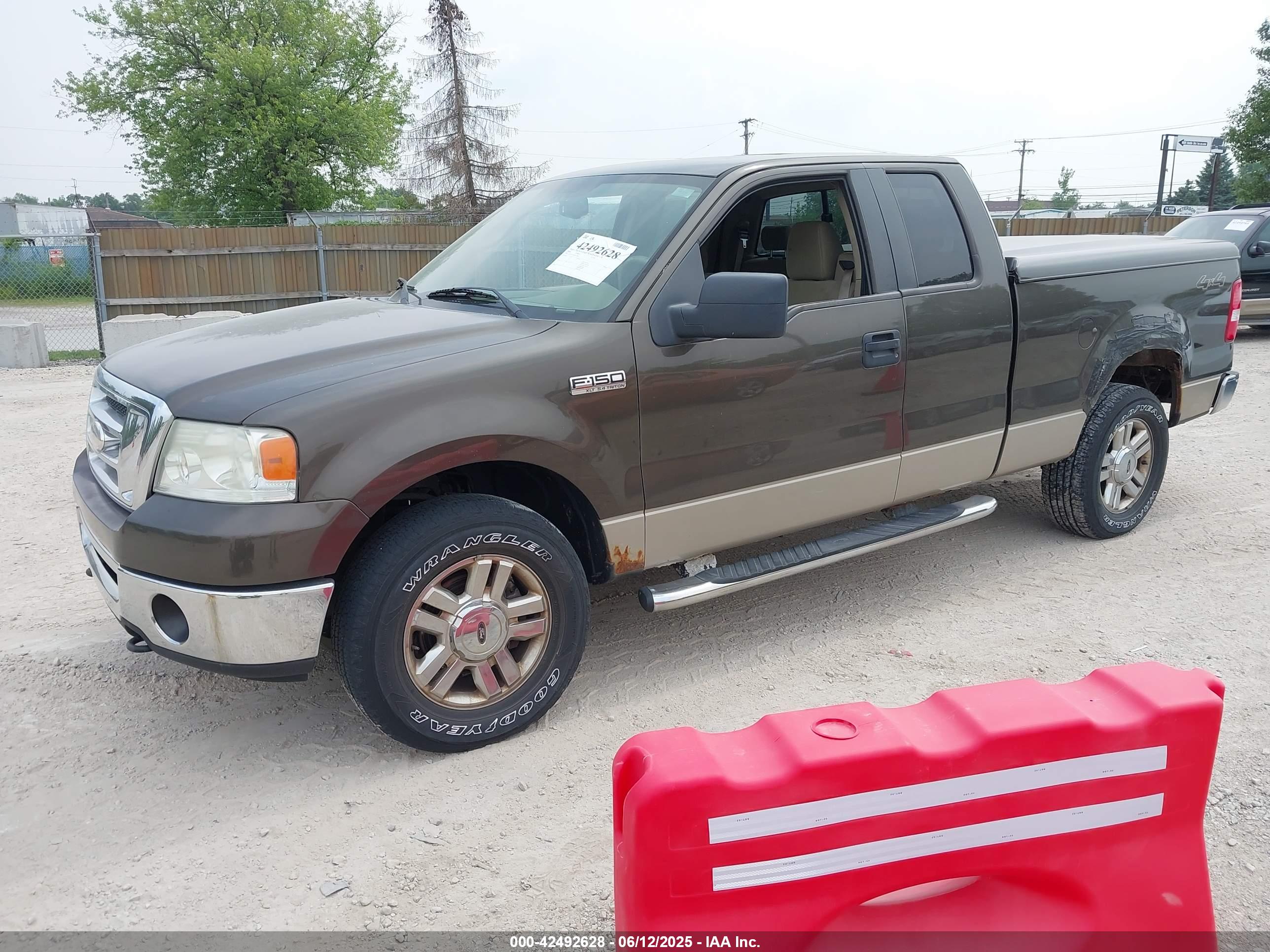 FORD F-150 image 2