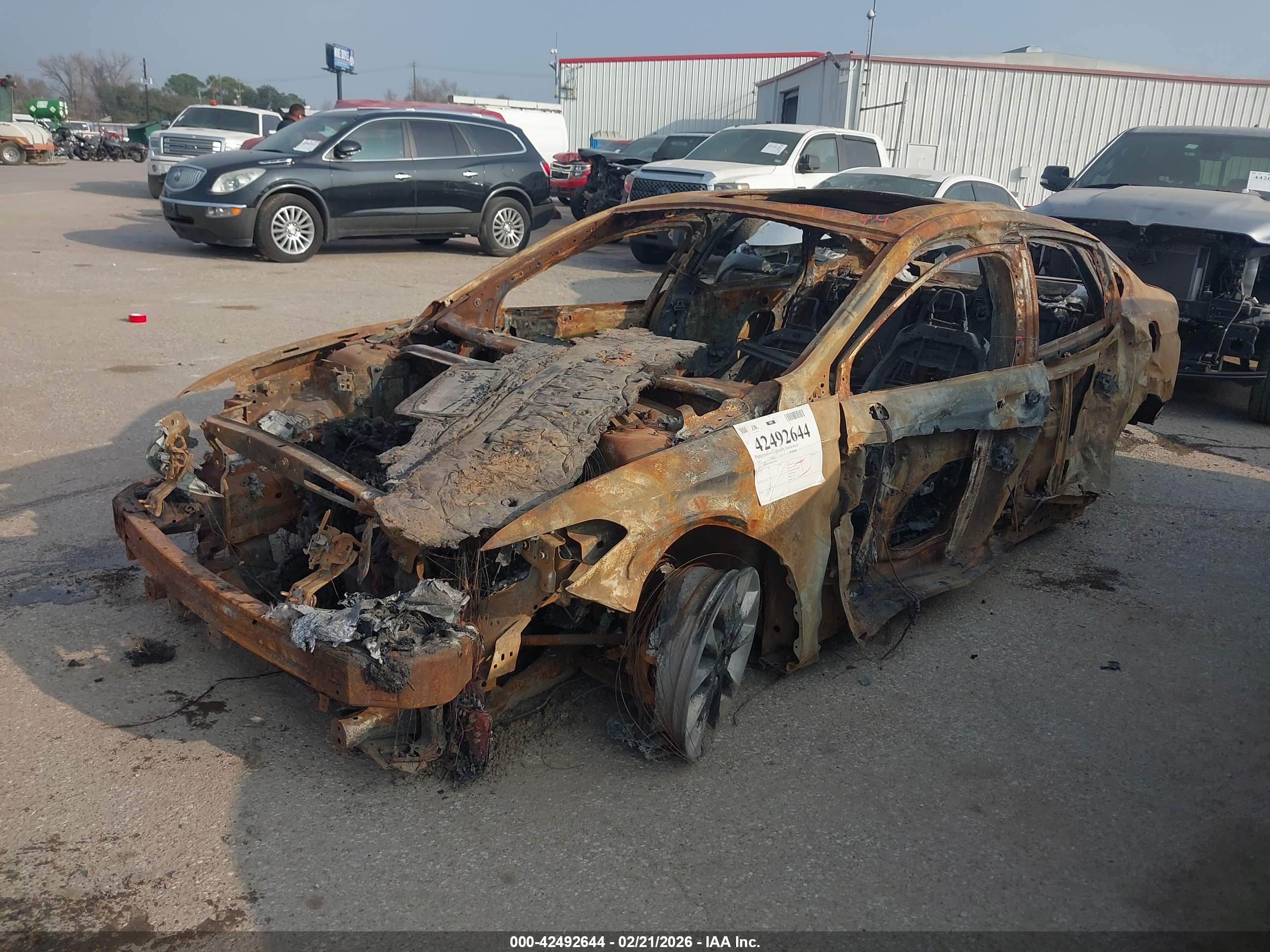 FORD FUSION image 2