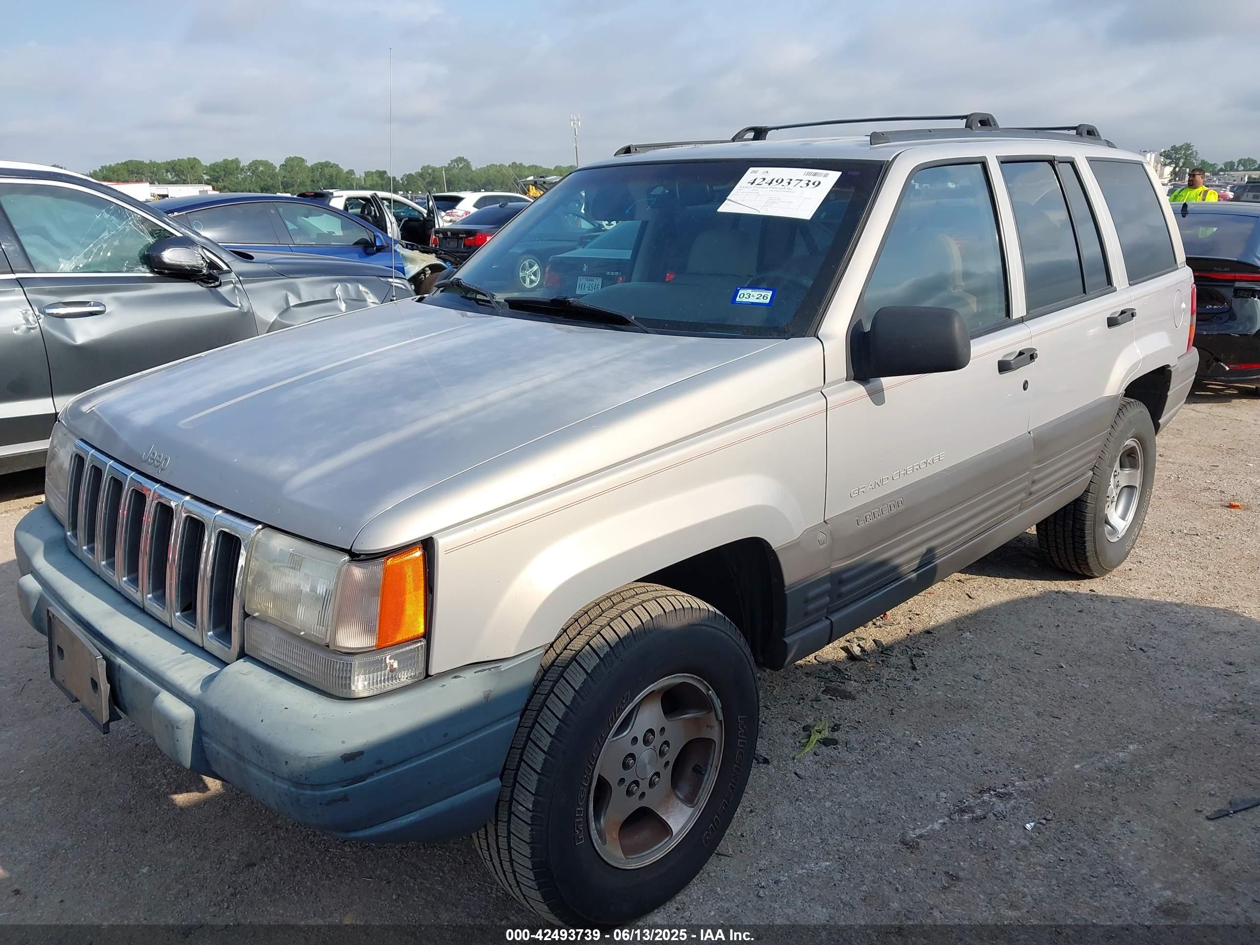 JEEP GRAND image 6