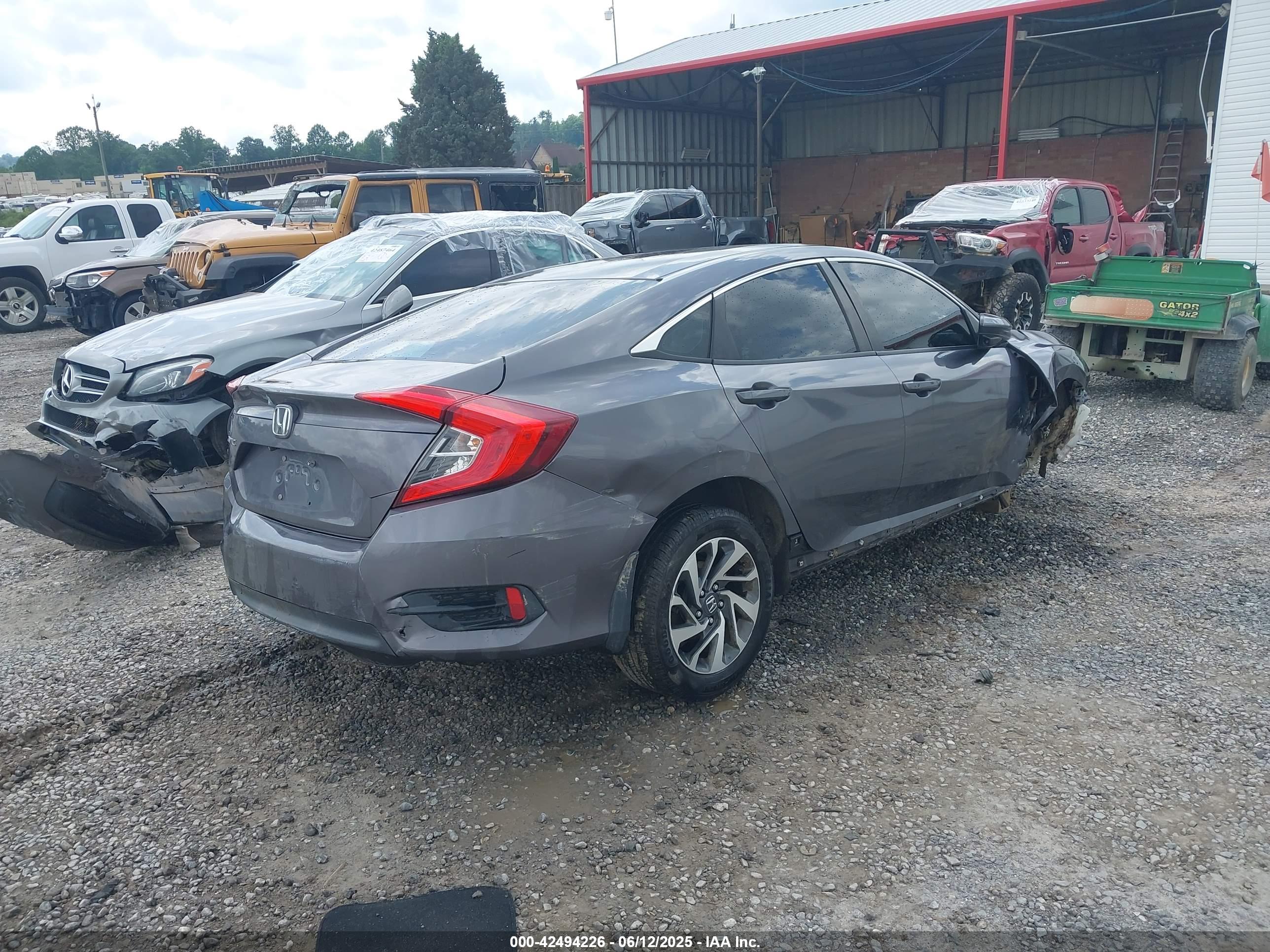 HONDA CIVIC image 4