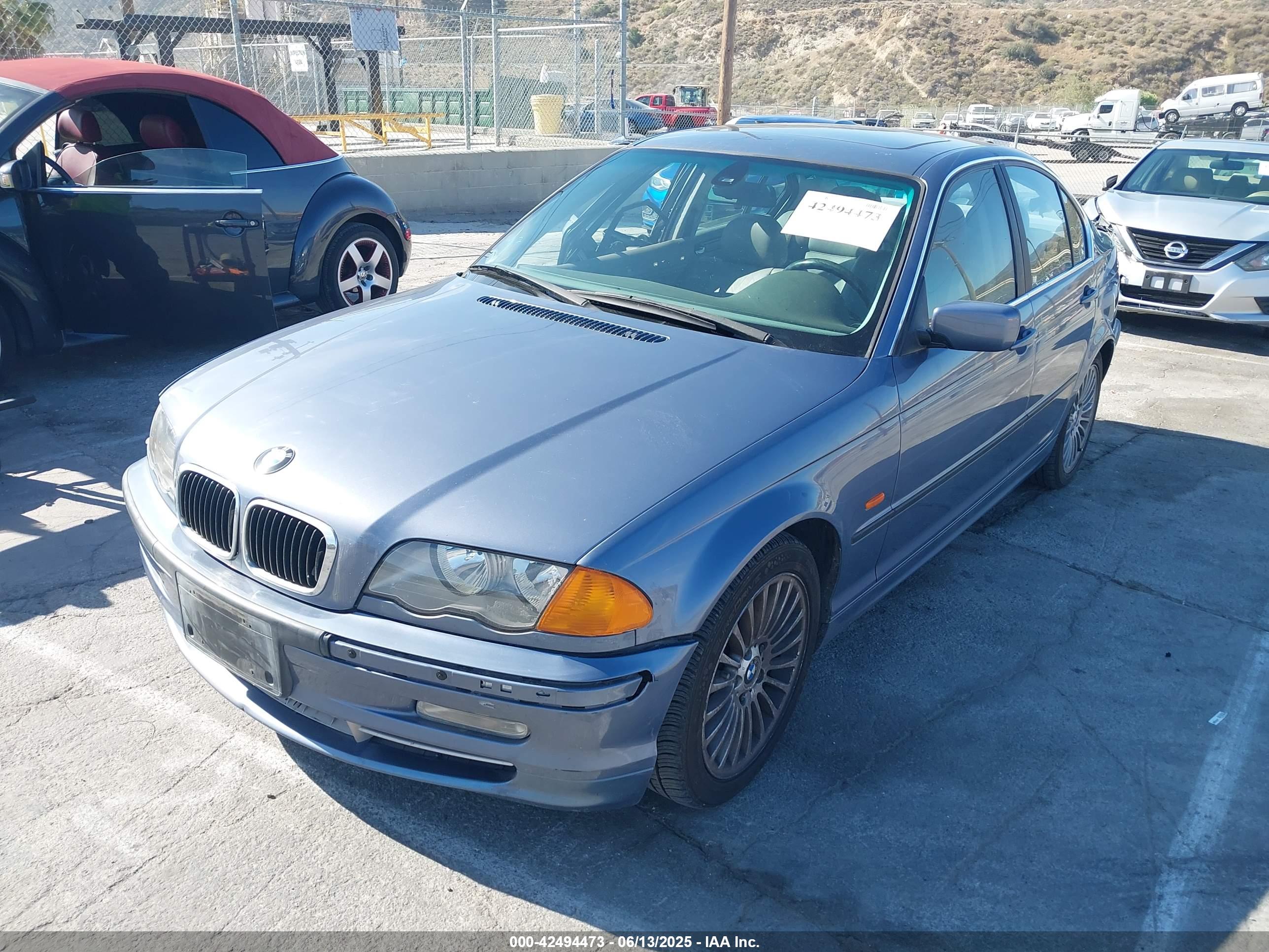 BMW 330I image 2