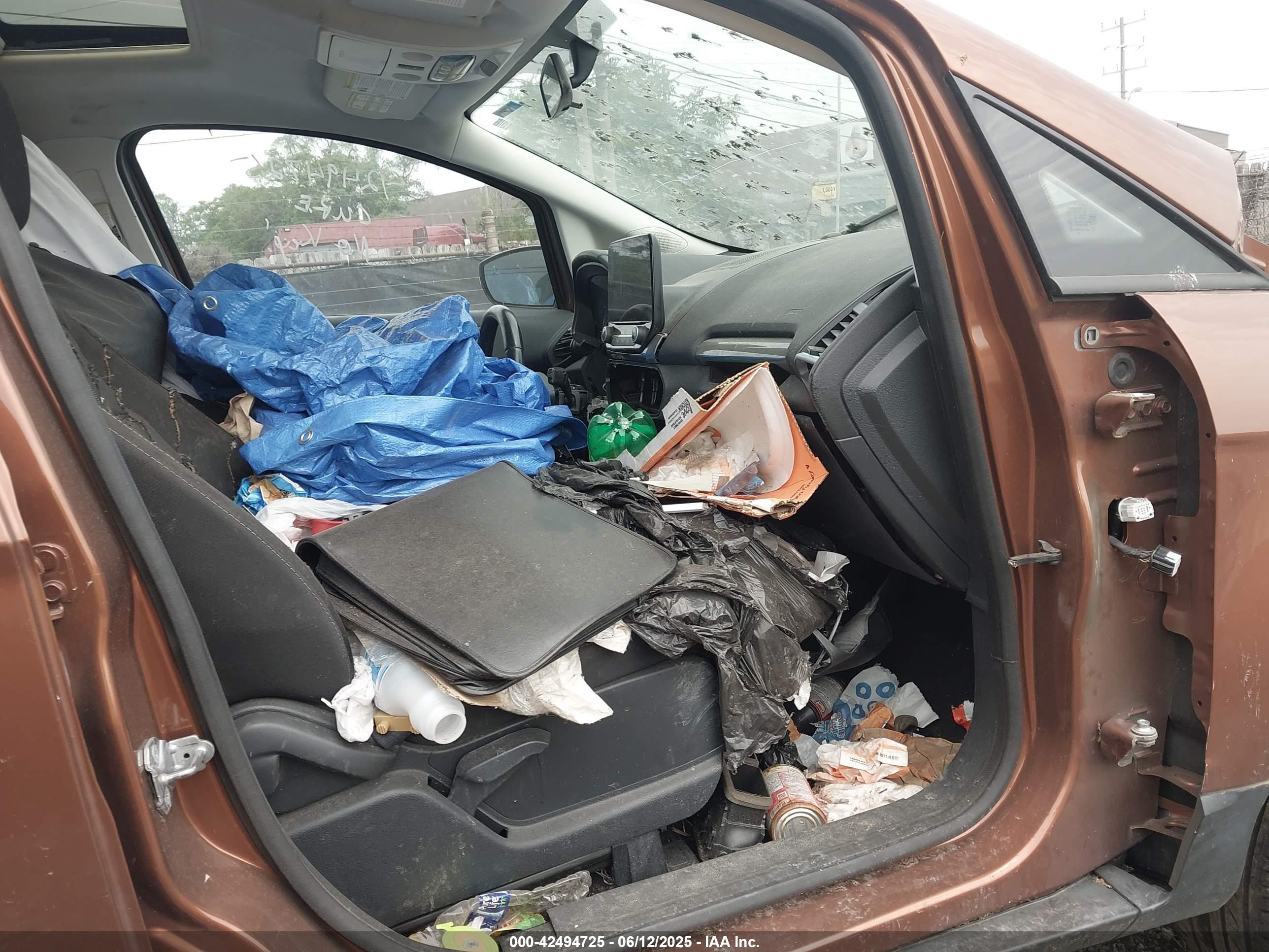 FORD ECOSPORT image 5