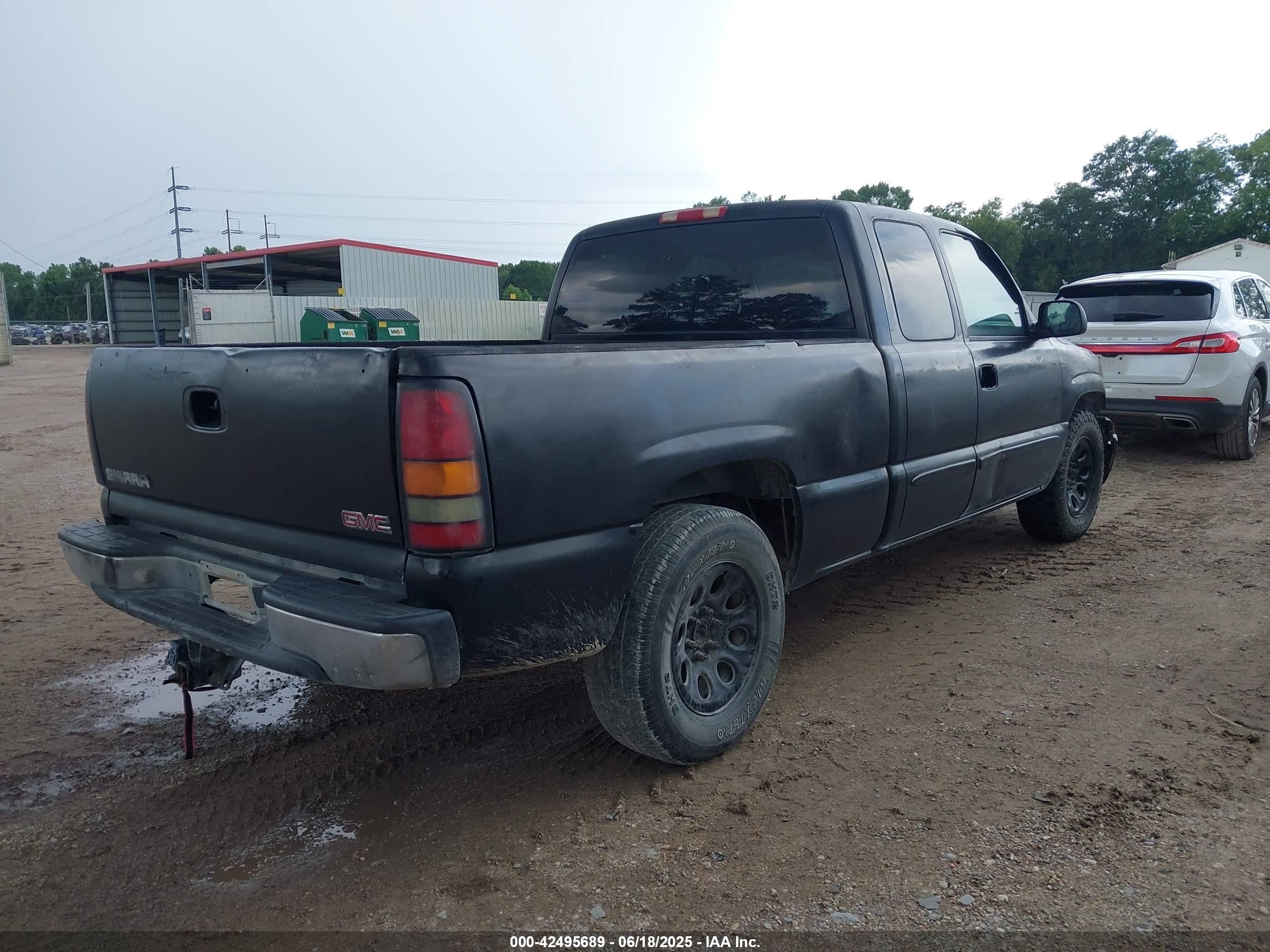 GMC SIERRA image 4