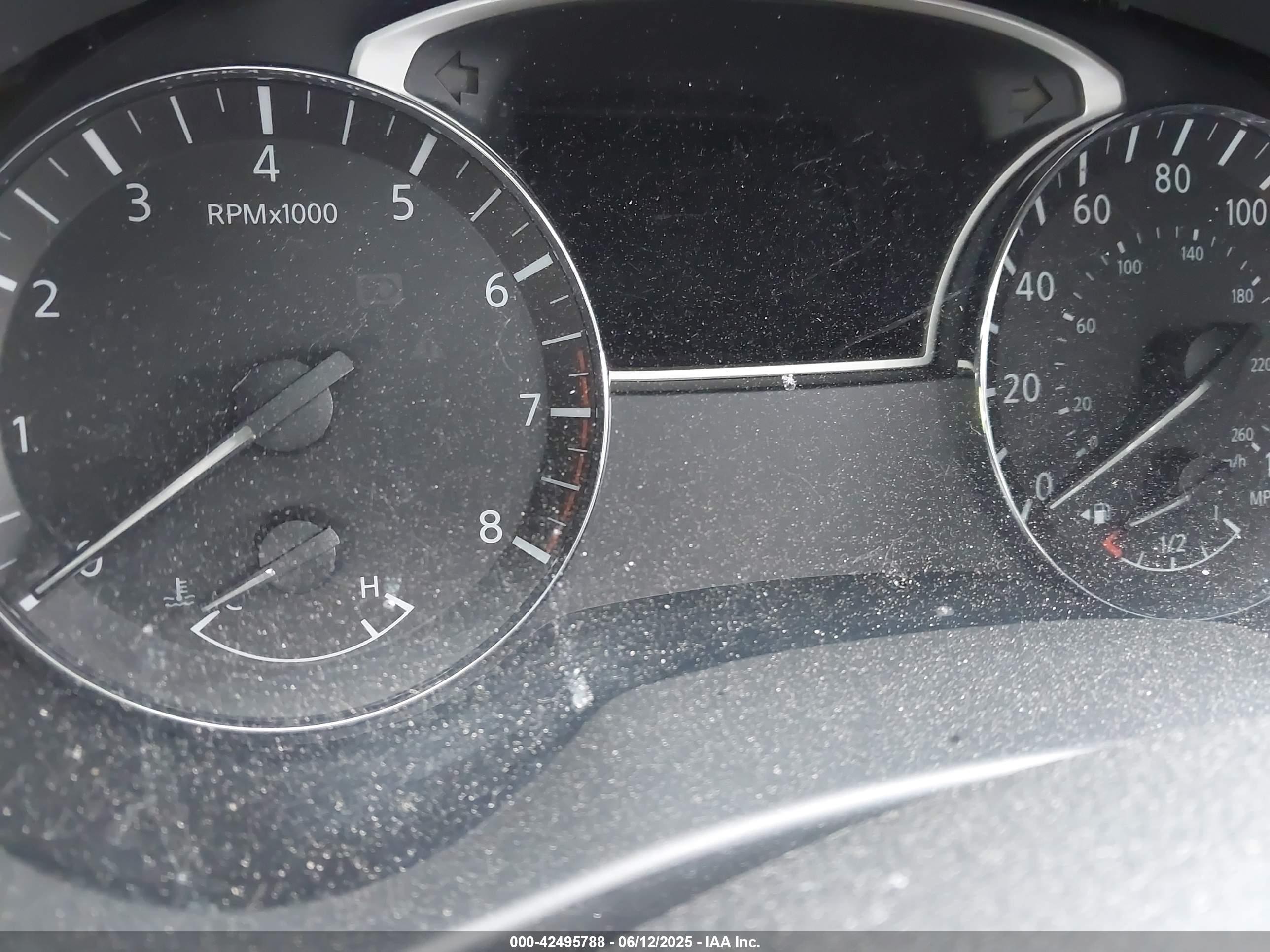NISSAN PATHFINDER image 7