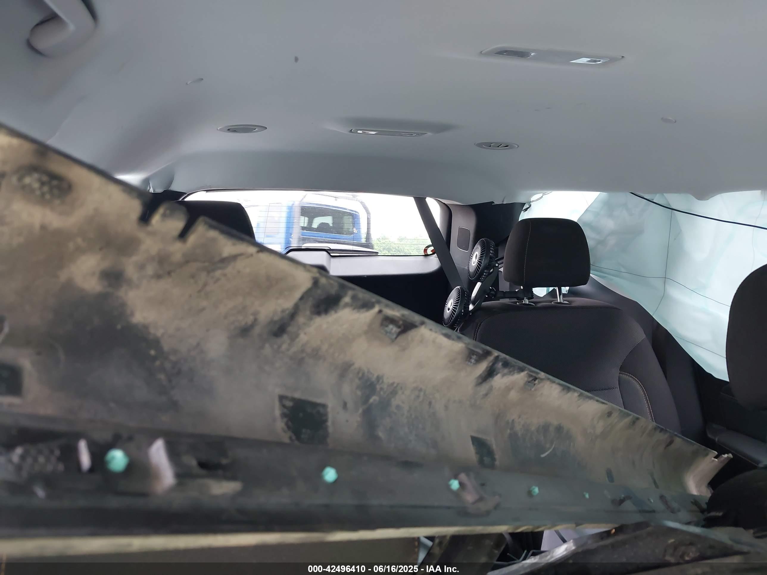 CHEVROLET TRAVERSE image 8