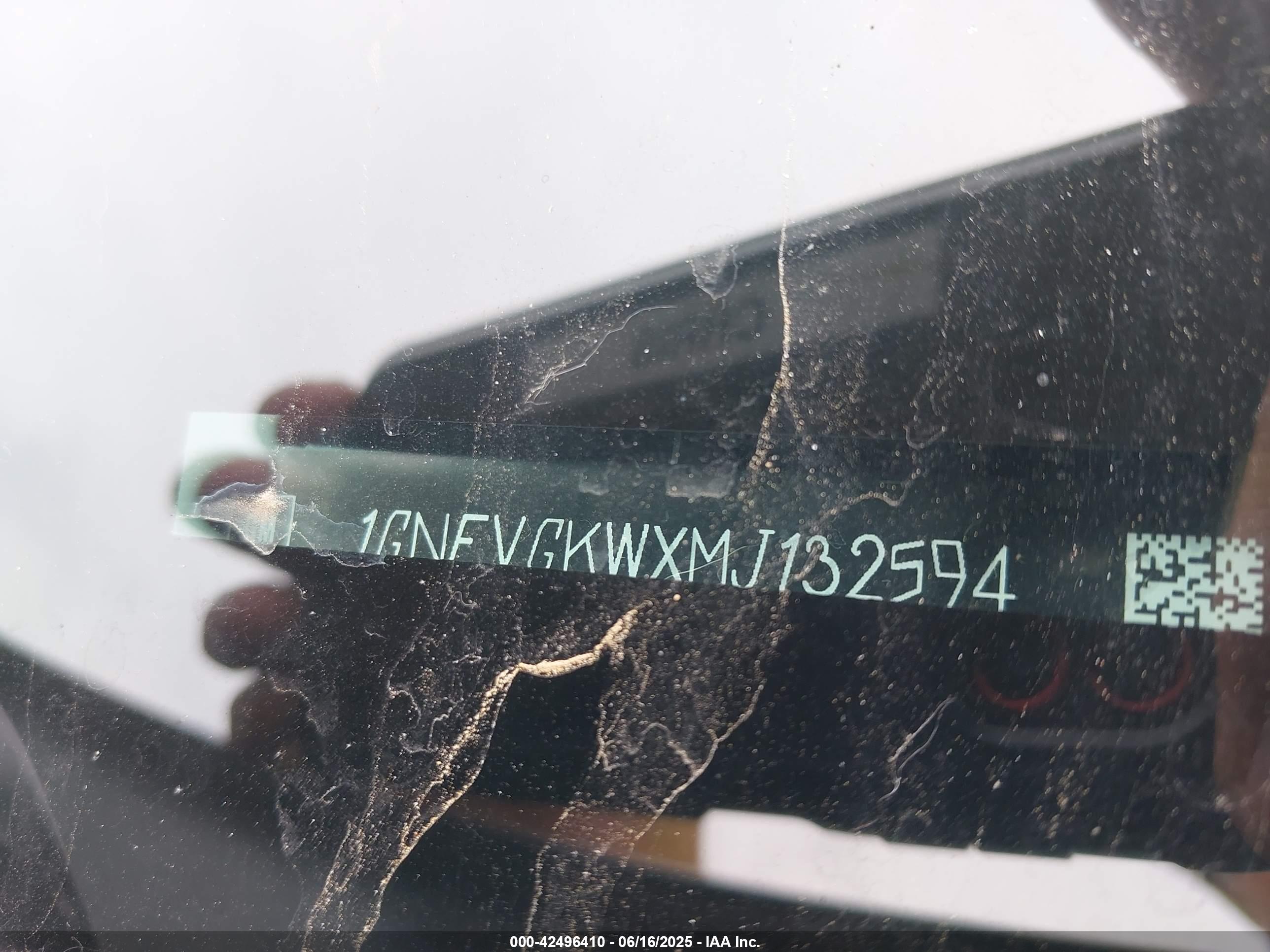 CHEVROLET TRAVERSE image 9