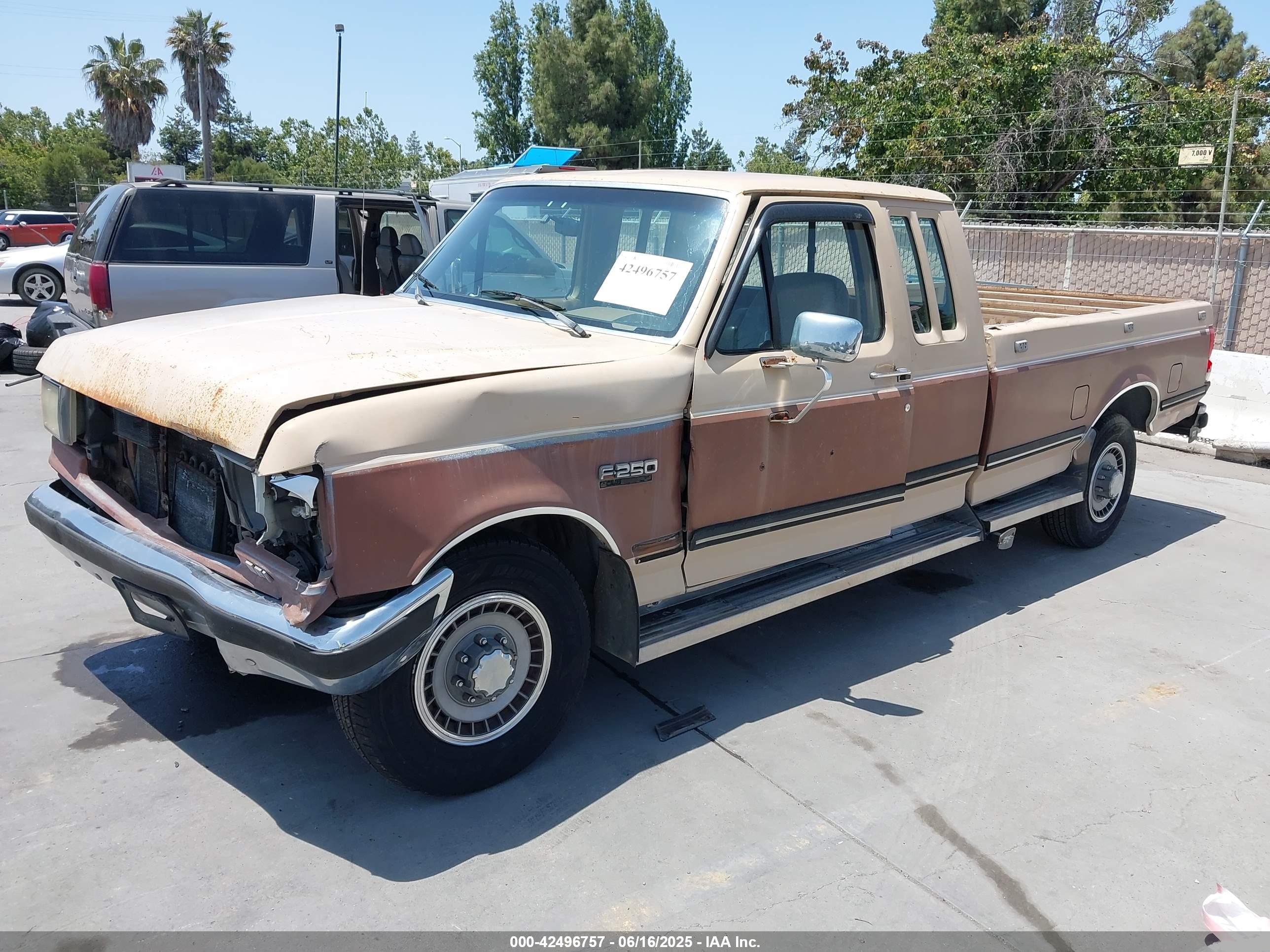 FORD F250 image 2