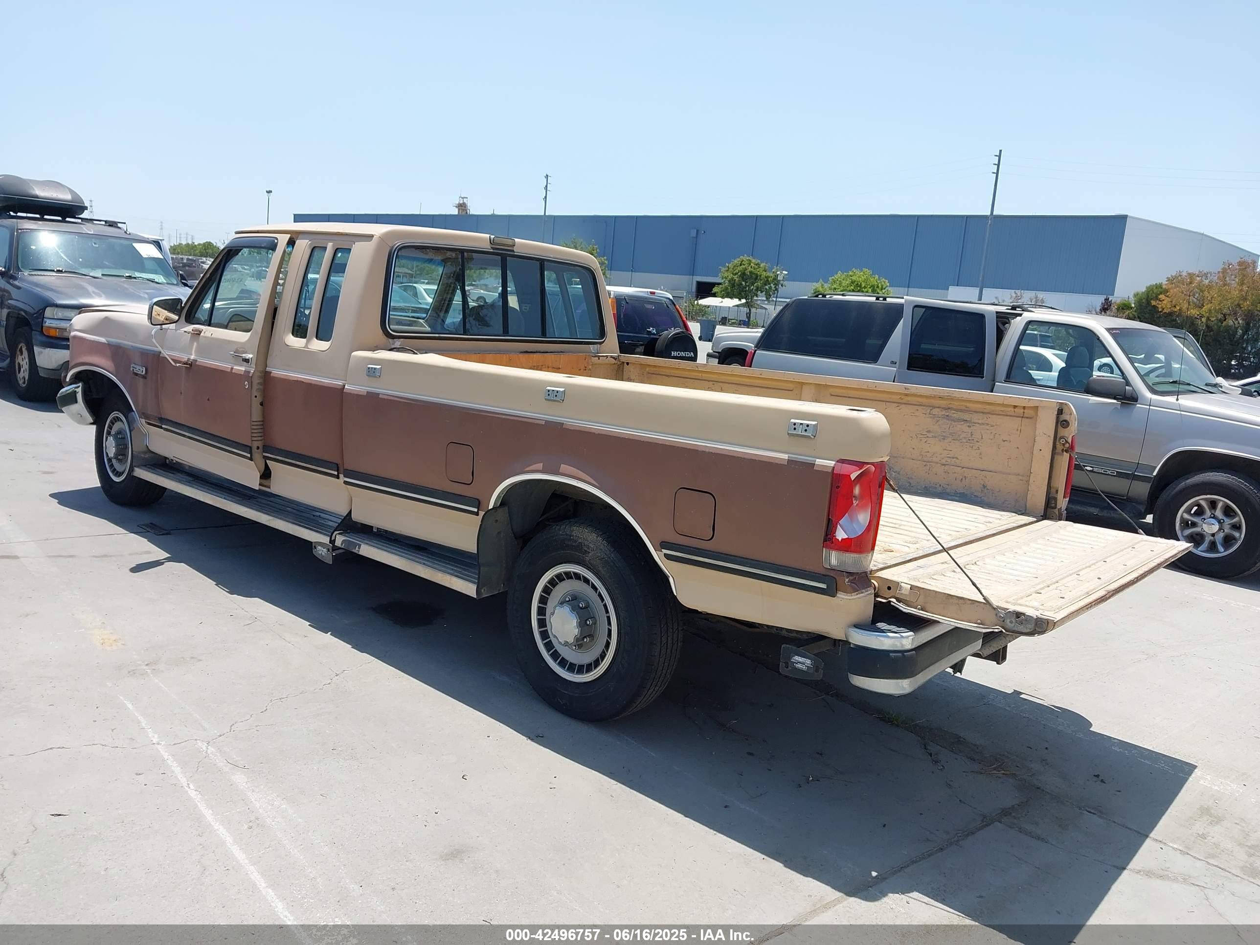 FORD F250 image 3