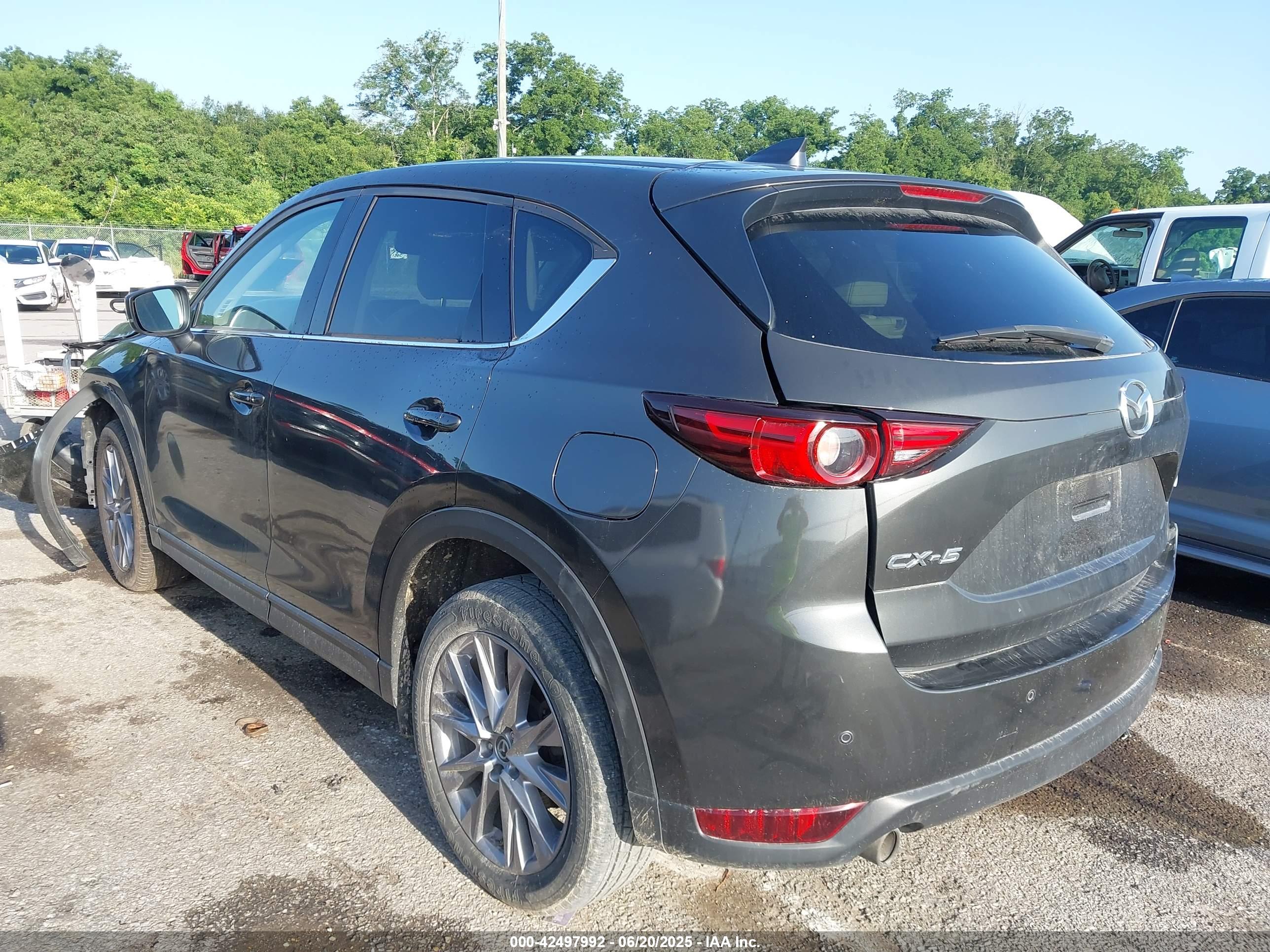 MAZDA CX-5 image 3
