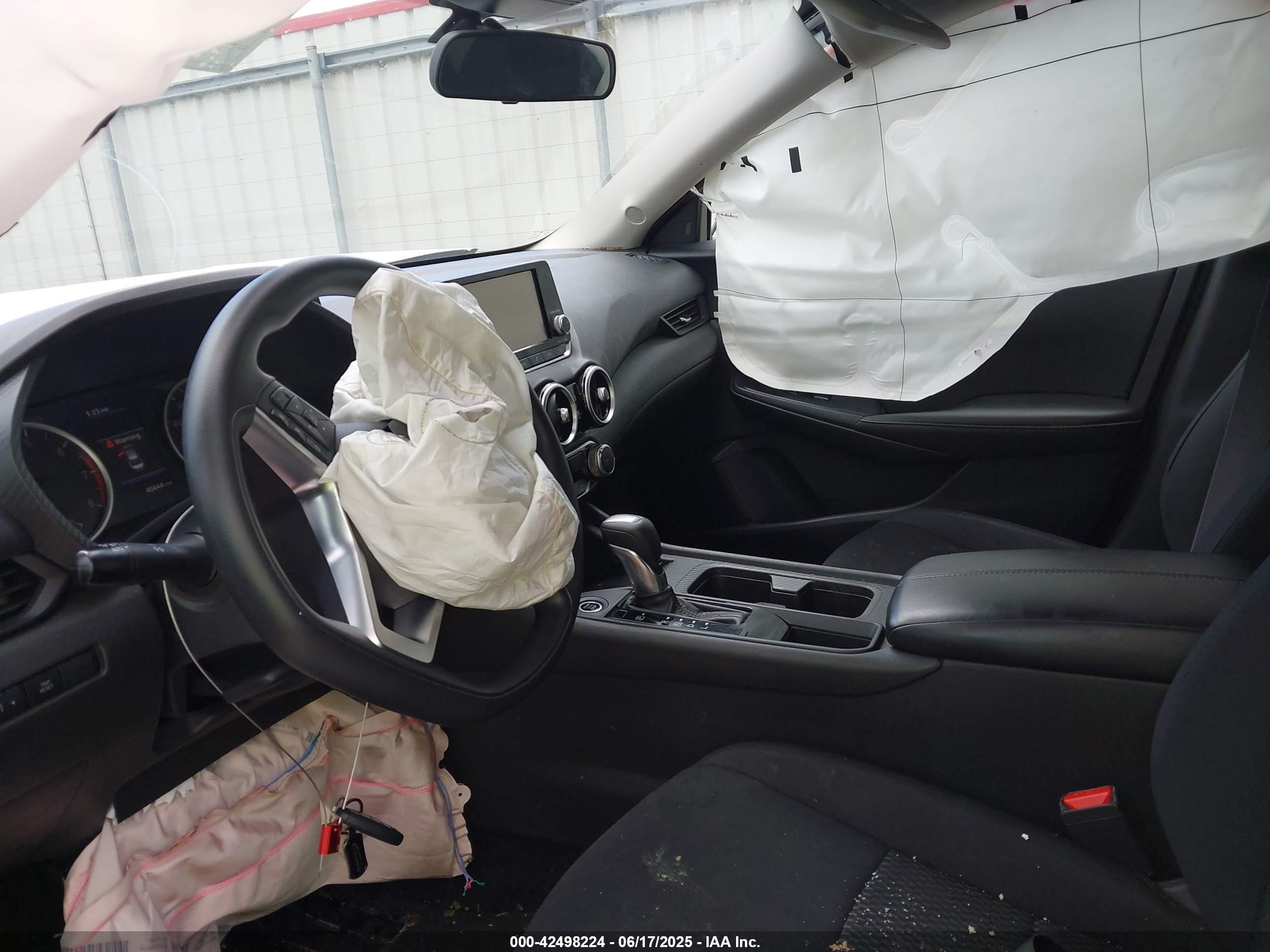 NISSAN SENTRA image 5
