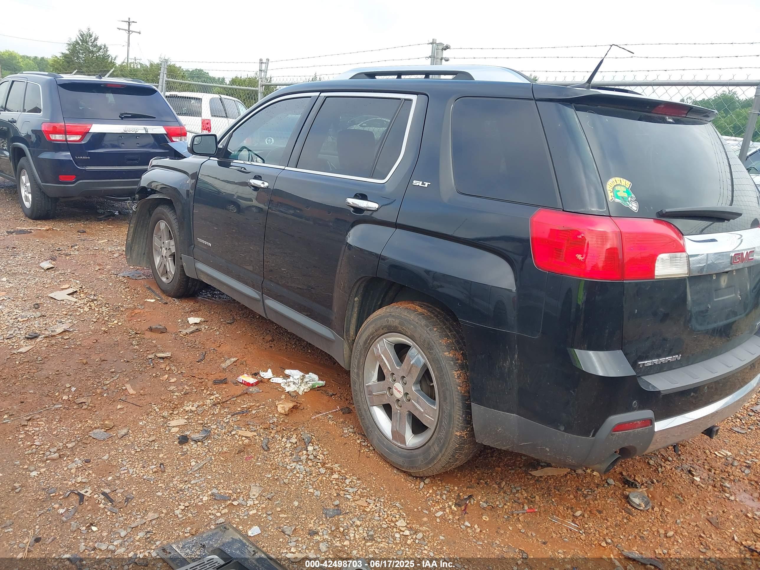 GMC TERRAIN image 3