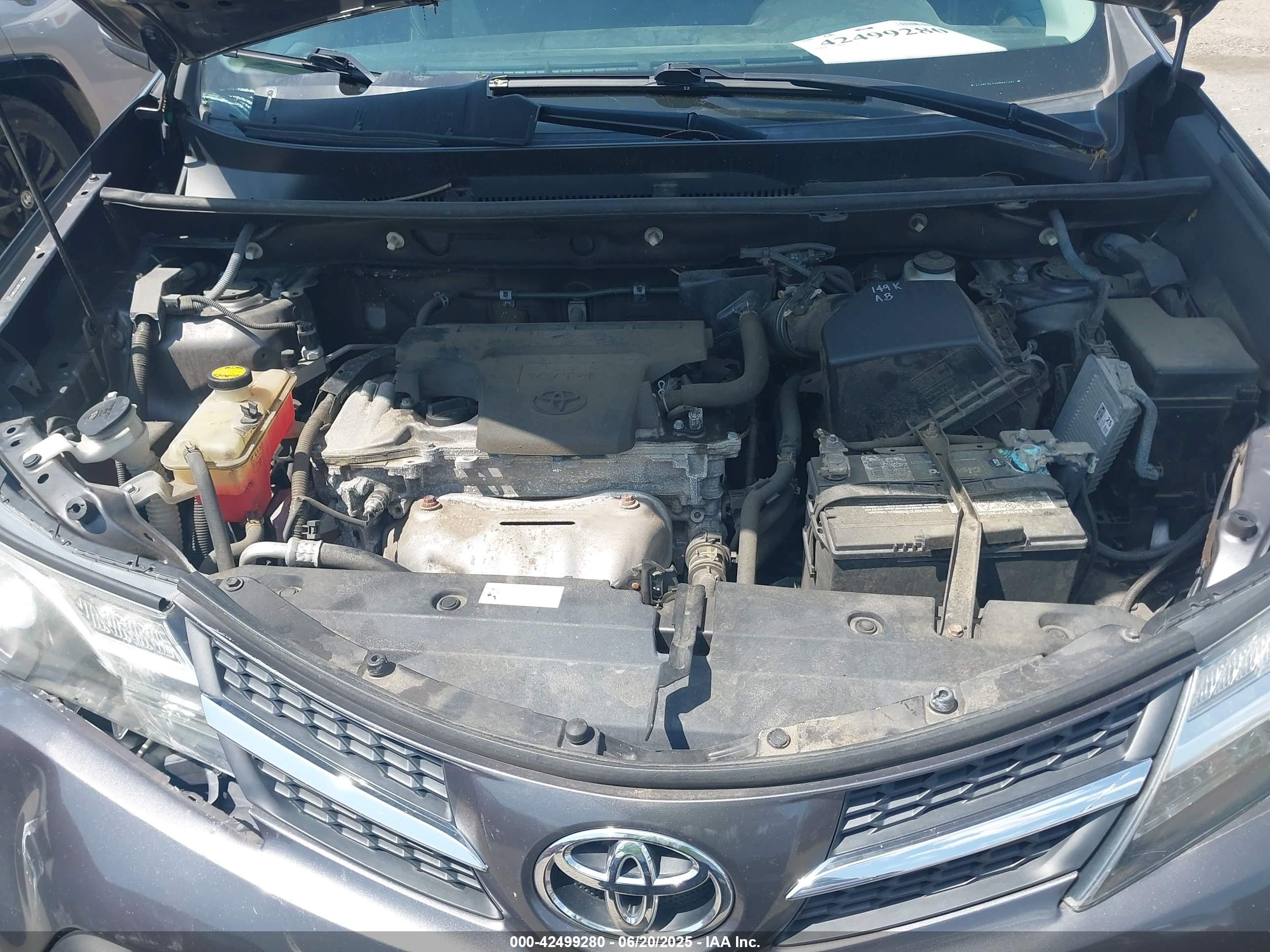 TOYOTA RAV4 image 10