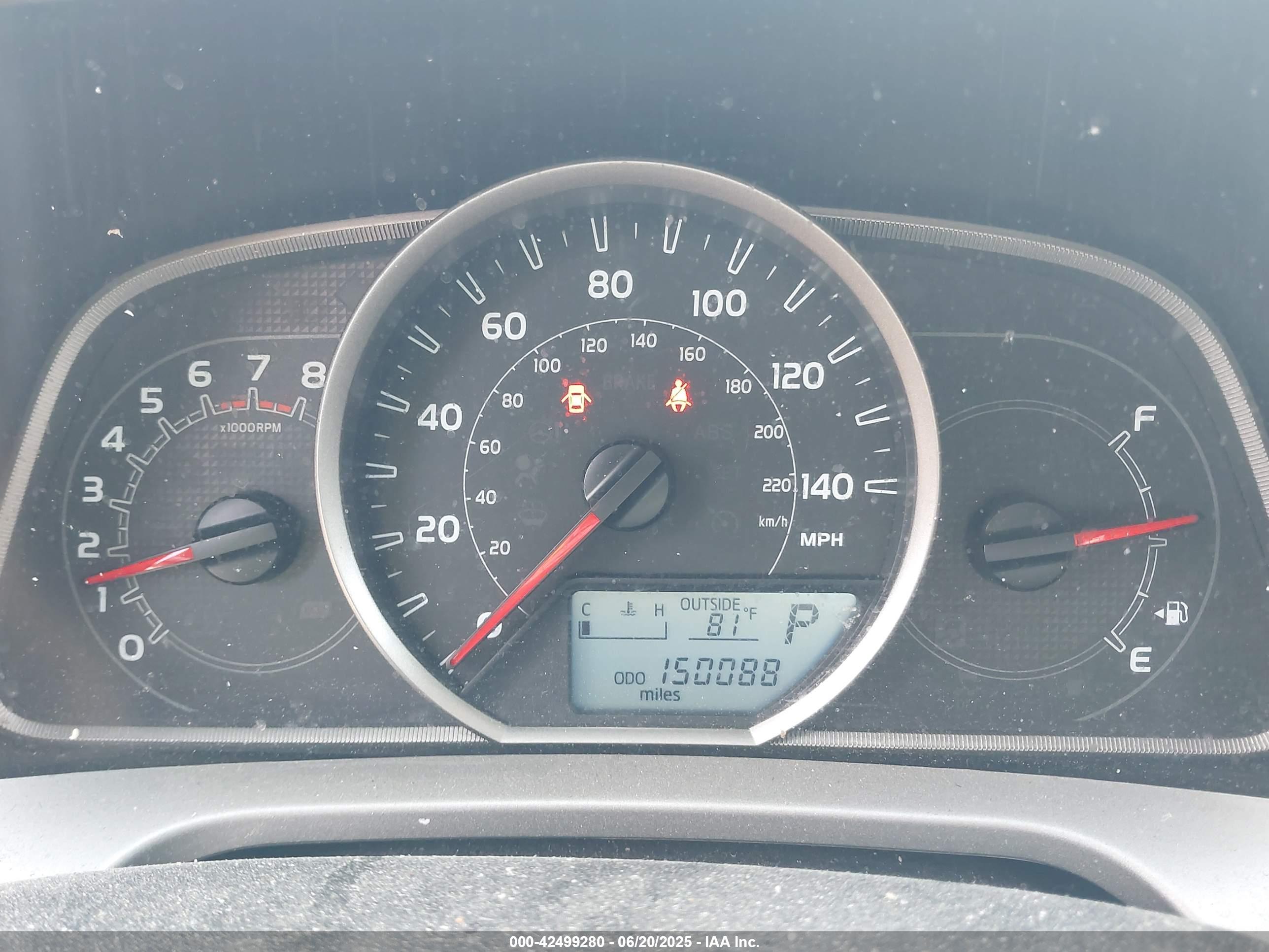 TOYOTA RAV4 image 7