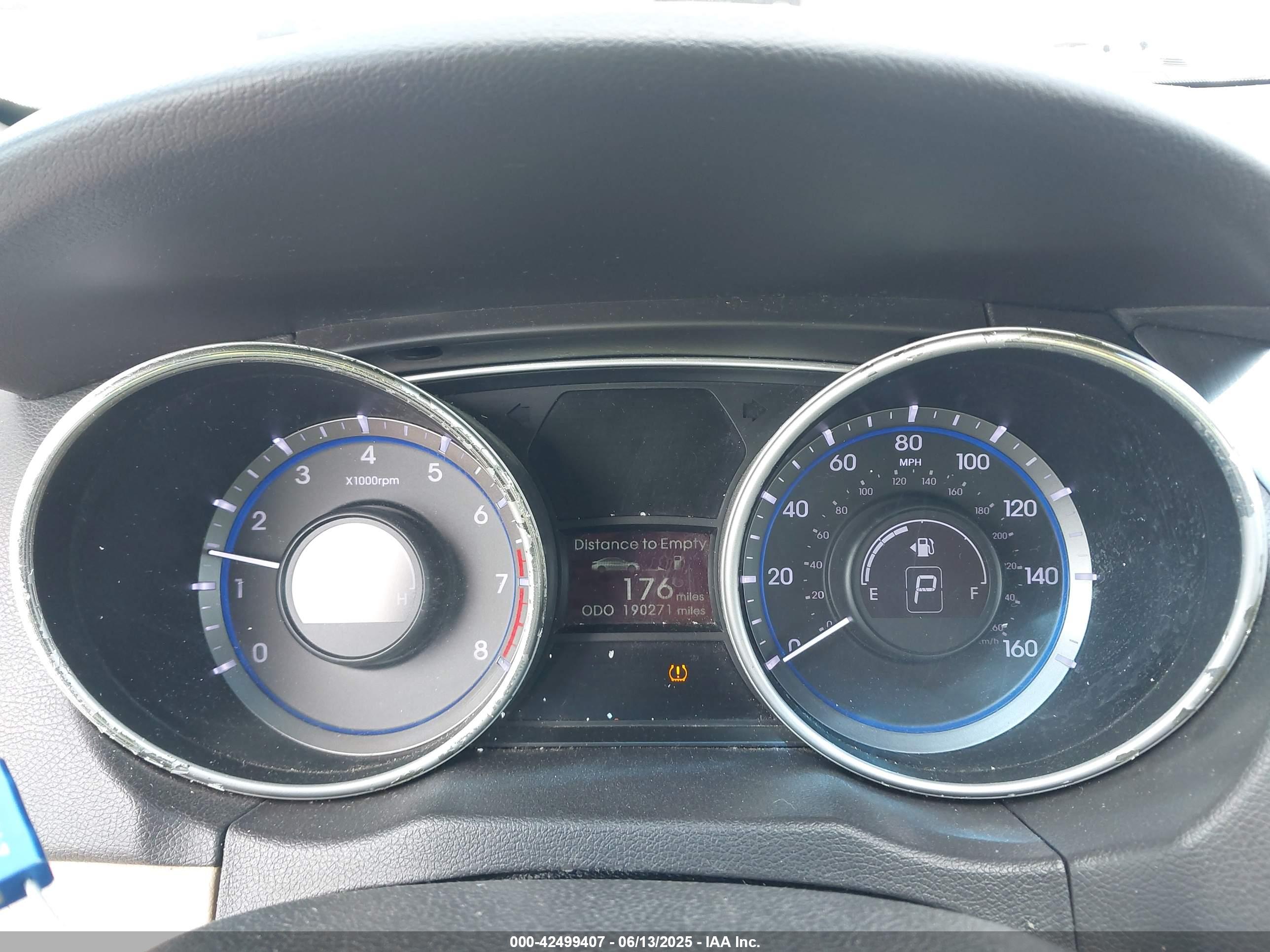 HYUNDAI SONATA image 7