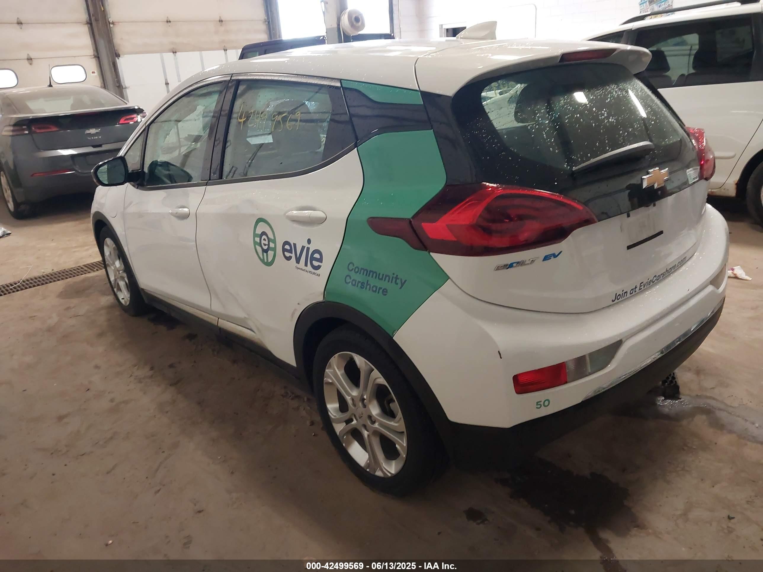 CHEVROLET BOLT image 3