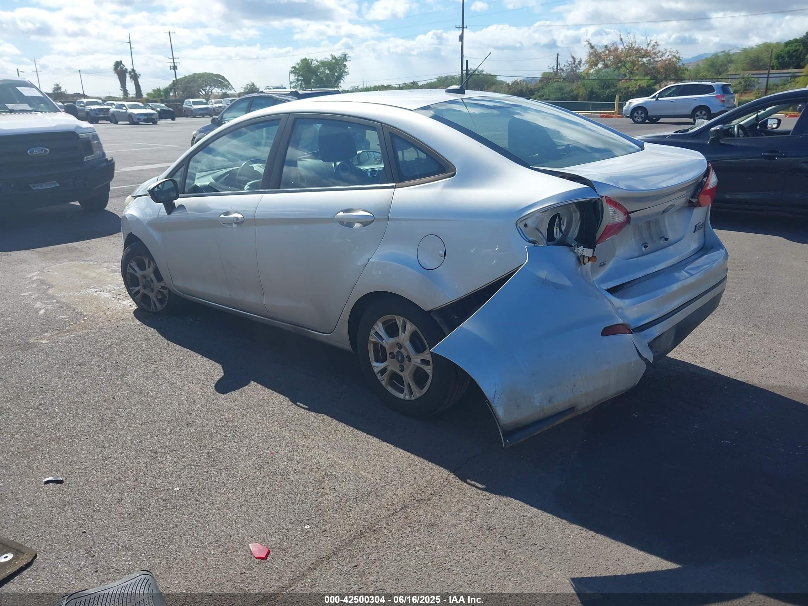 FORD FIESTA image 3