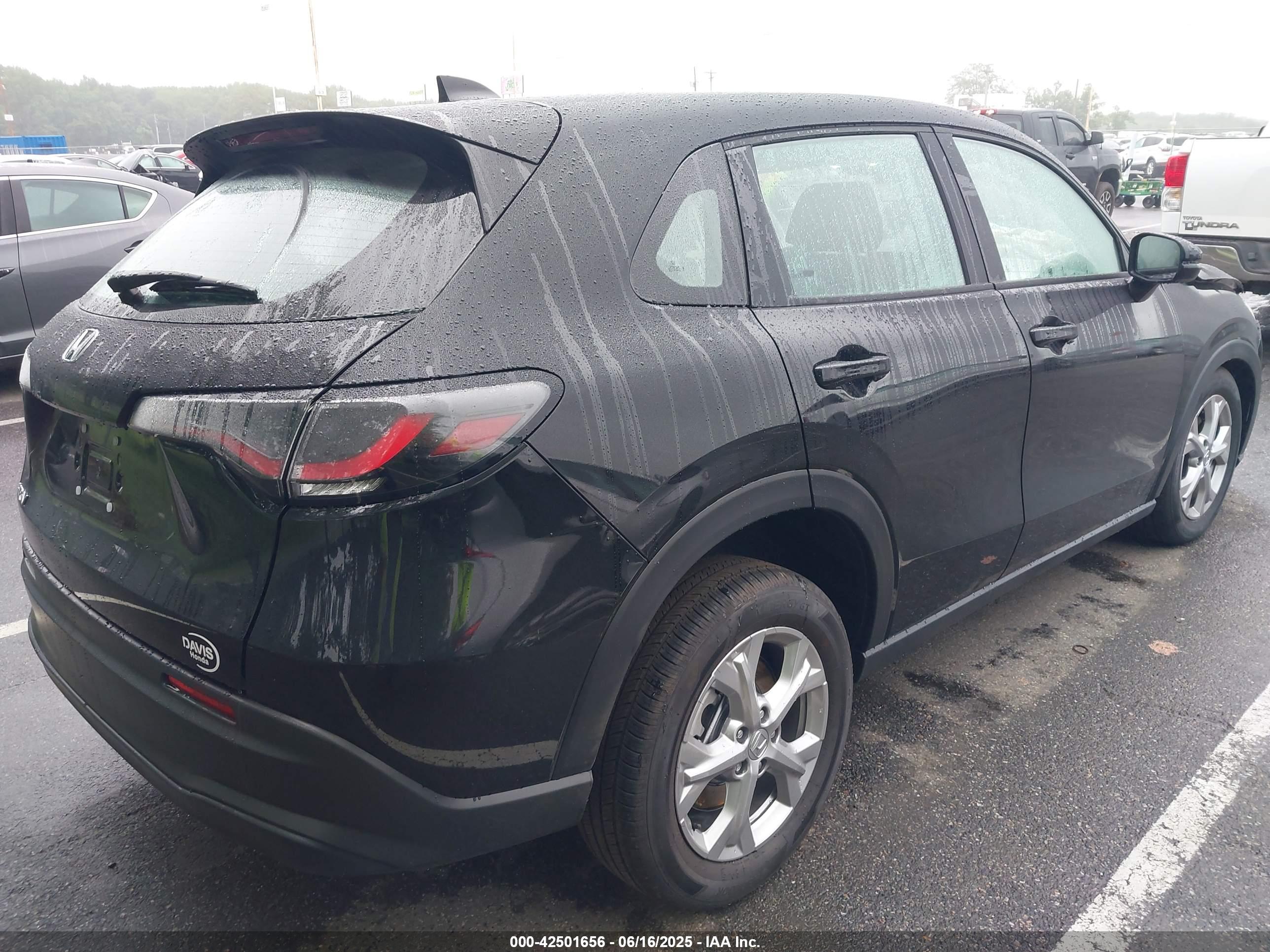 HONDA HR-V image 4