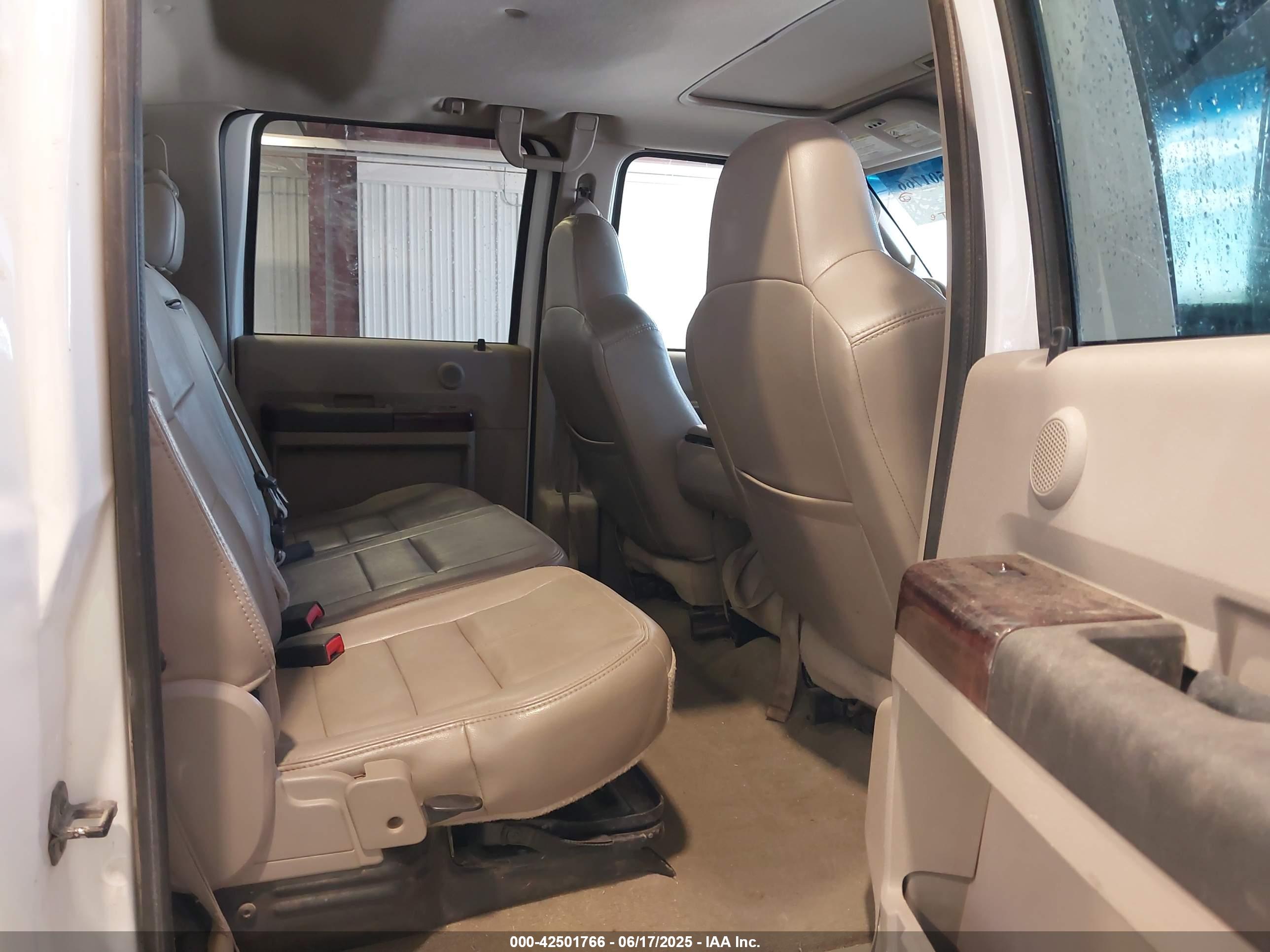 FORD F-250 image 8